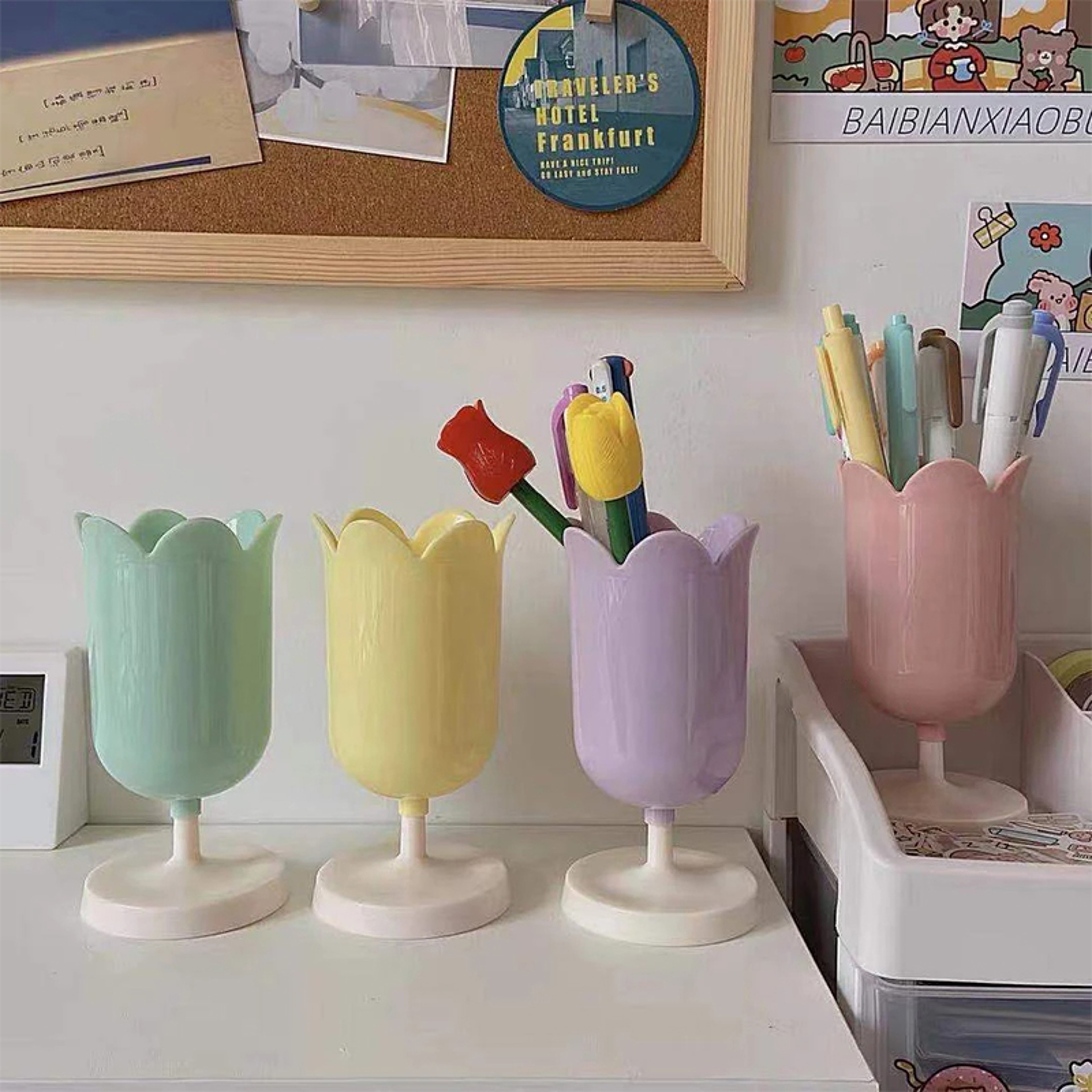 Plastic Storage Organizer, Tulips Storage Bucket Pen Holder, Desktop Storage Tank, Makeup Brush Holder for Students – view 2