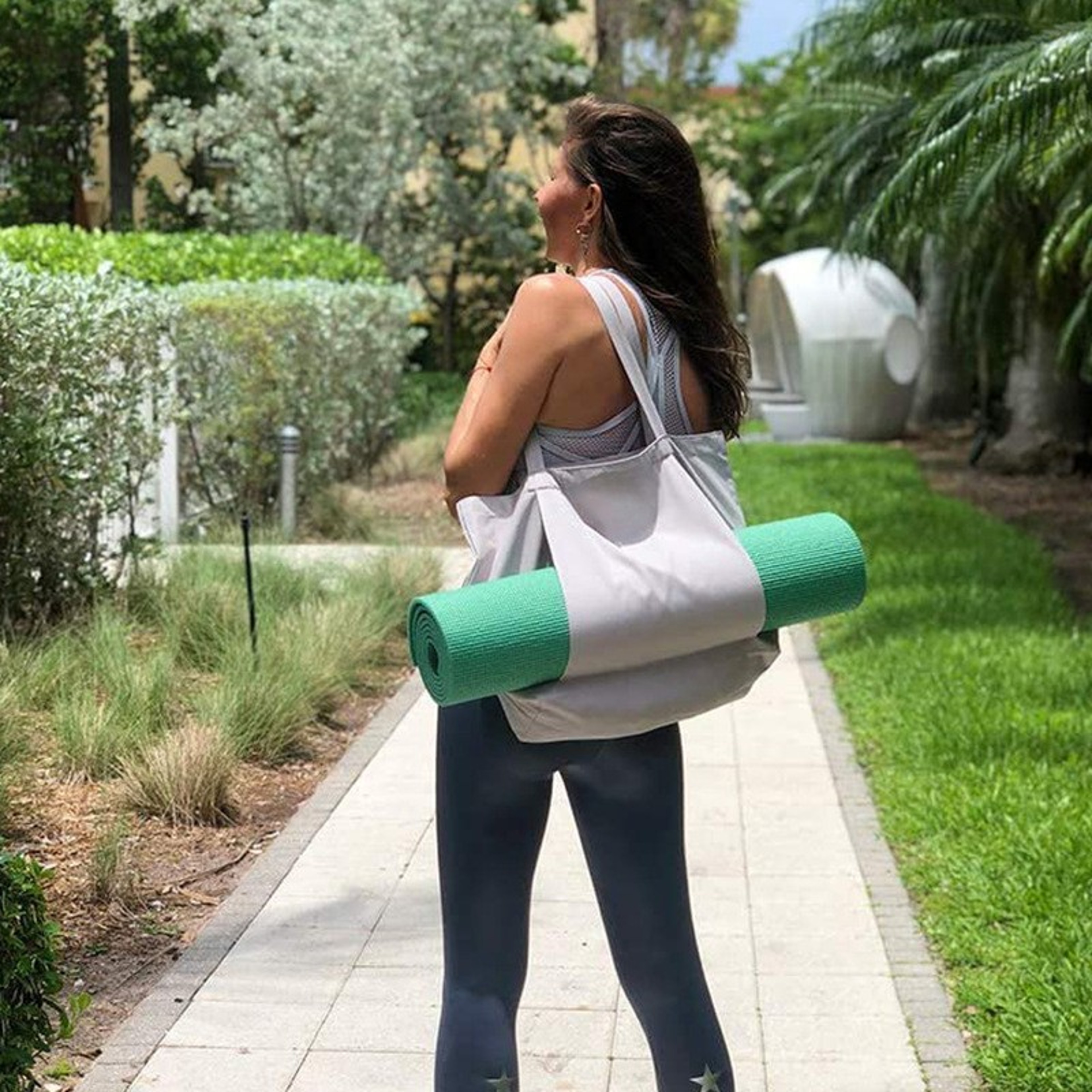 Portable and multifunctional large capacity yoga canvas bag, one shoulder yoga mat storage bag – view 5