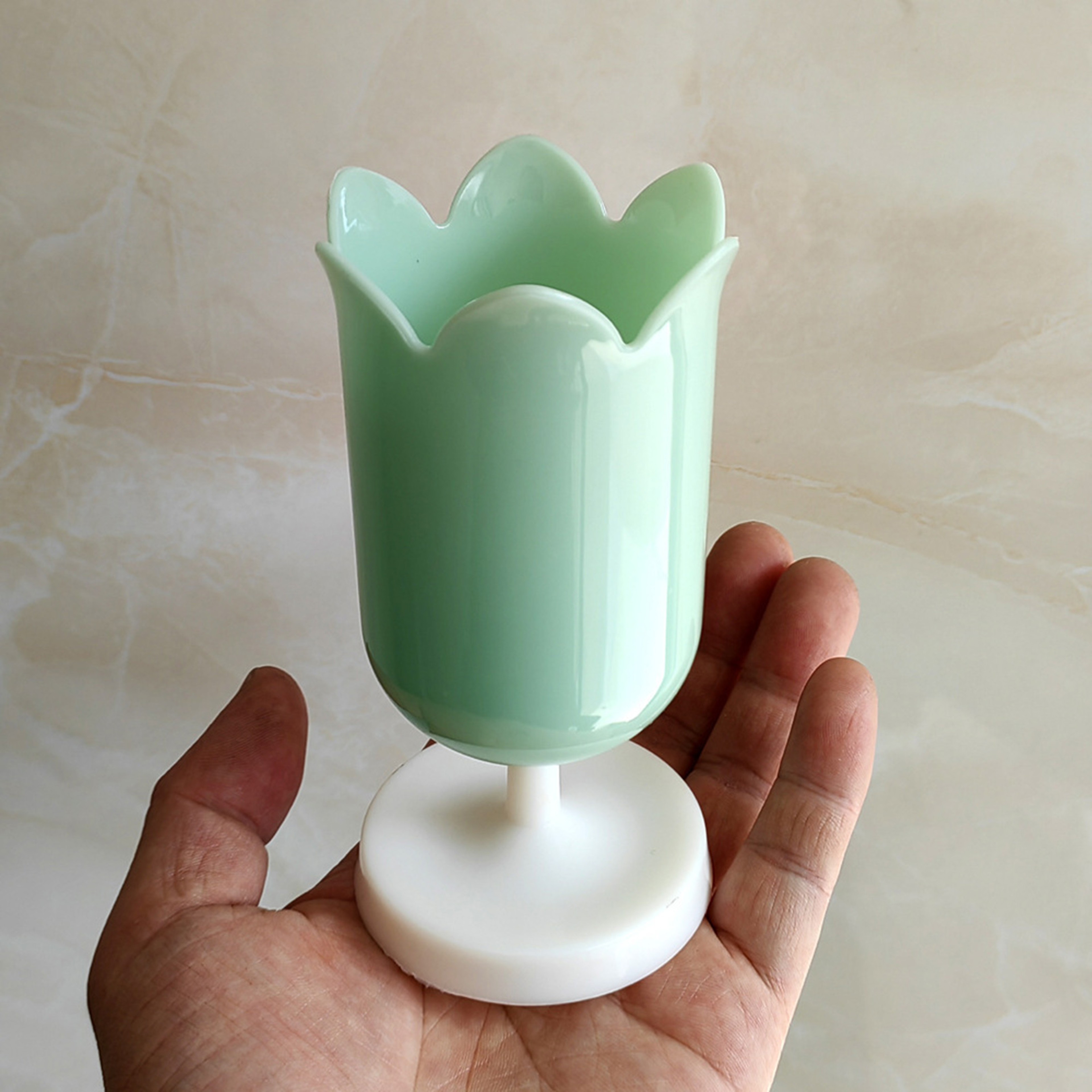 Tulip Shaped Pen Holder Creative Makeup Brush Storage Box Desk Organizer For Students And Women 7