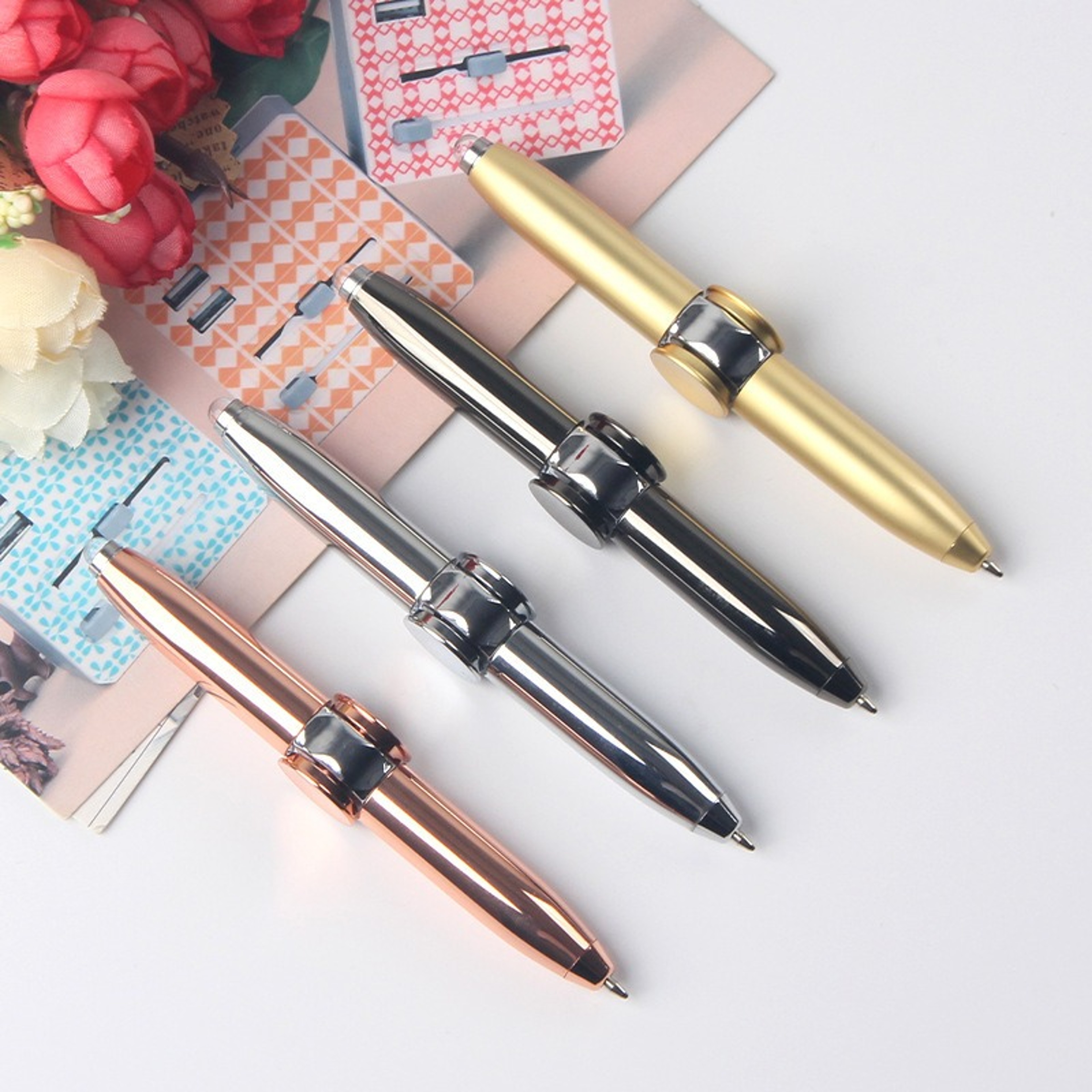 Spinning Decompression Gyro Metal Ballpoint Pen Creative LED Pen For Fashion Office And School Supp 2