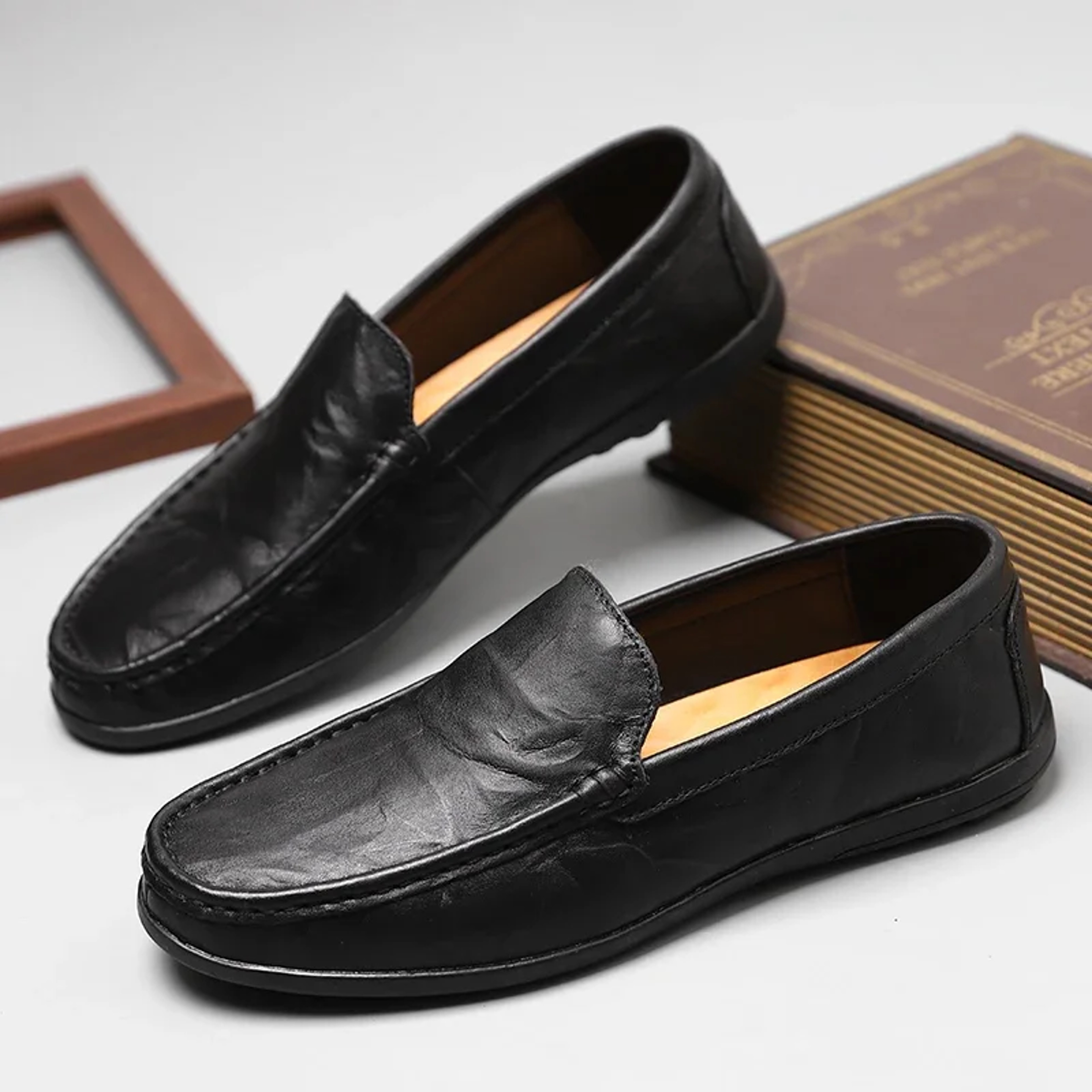 Luxury Brand Comfortable Men Loafers Genuine Leather Casual Shoes Breathable Italian Moccasins For  2