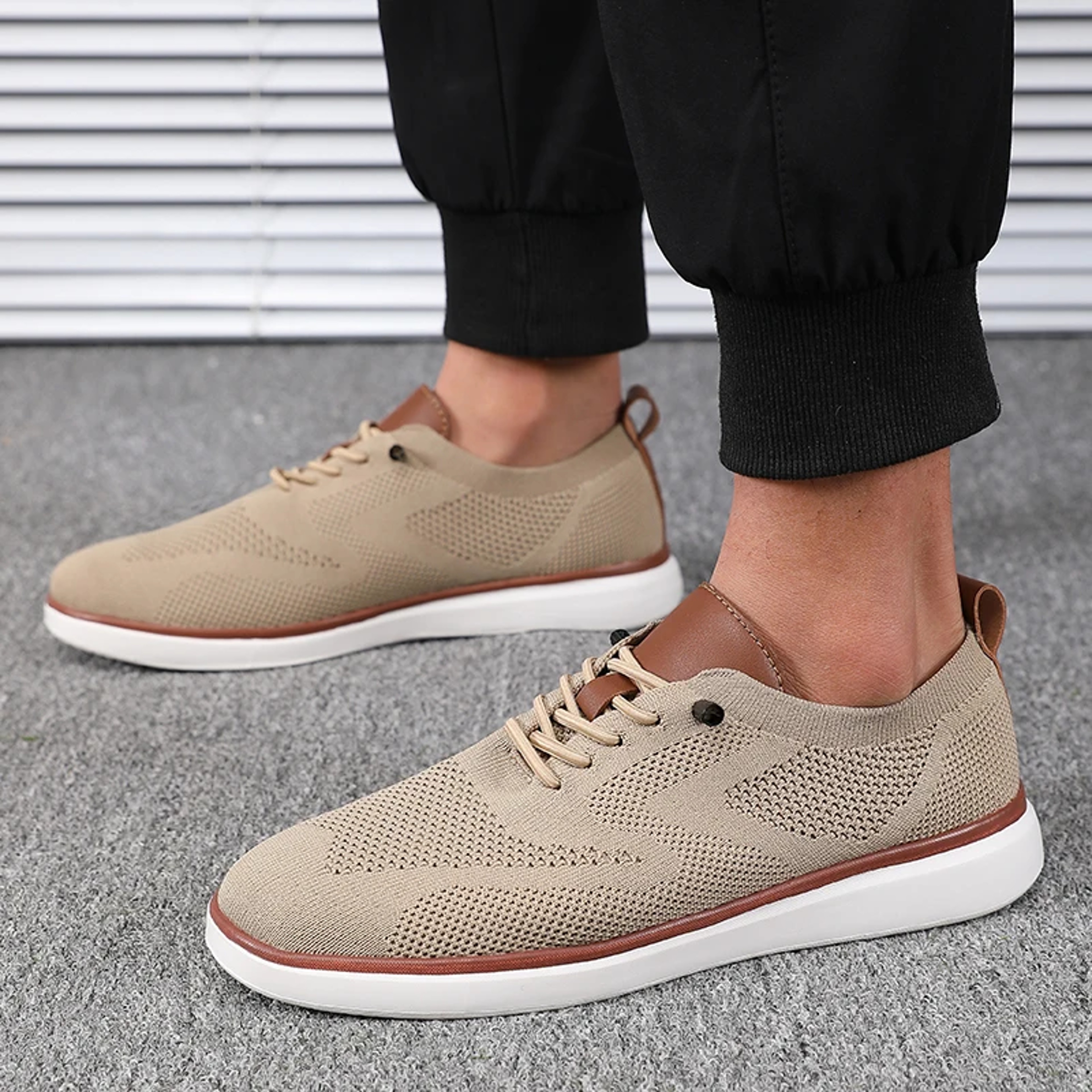 Comfortable Men Lightweight Knitted Shoes Excellent Fit For Daily Wear Hiking And Walking 1