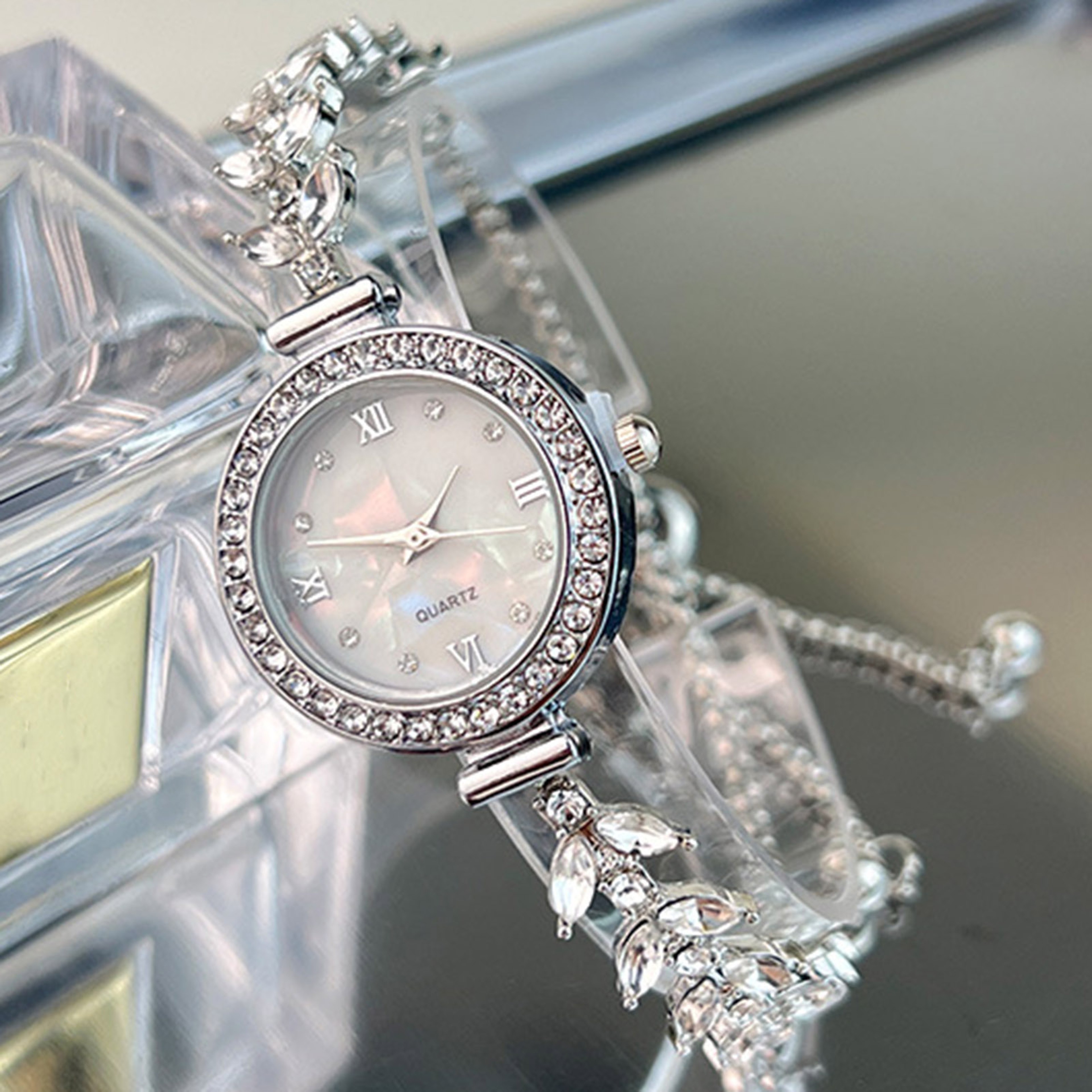 Quartz Crystal Women Diamond Wristwatches, Free Adjustment Bracelet, Wedding Banquet Watches – view 3