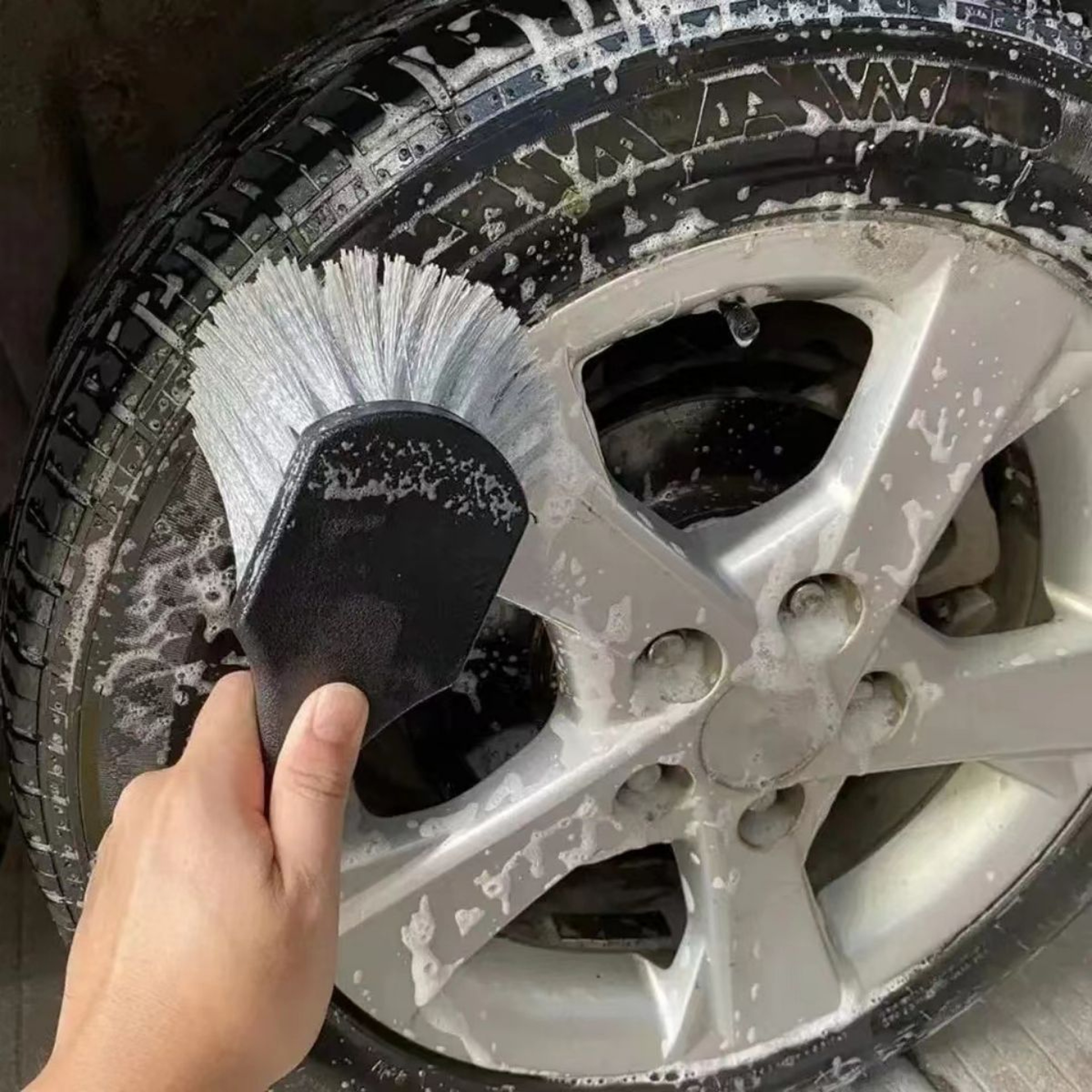 Tire Rim Washing Brush, Short Handle Car Wheel Cleaning Brush, Vehicle Maintenance Detail Brush – view 4