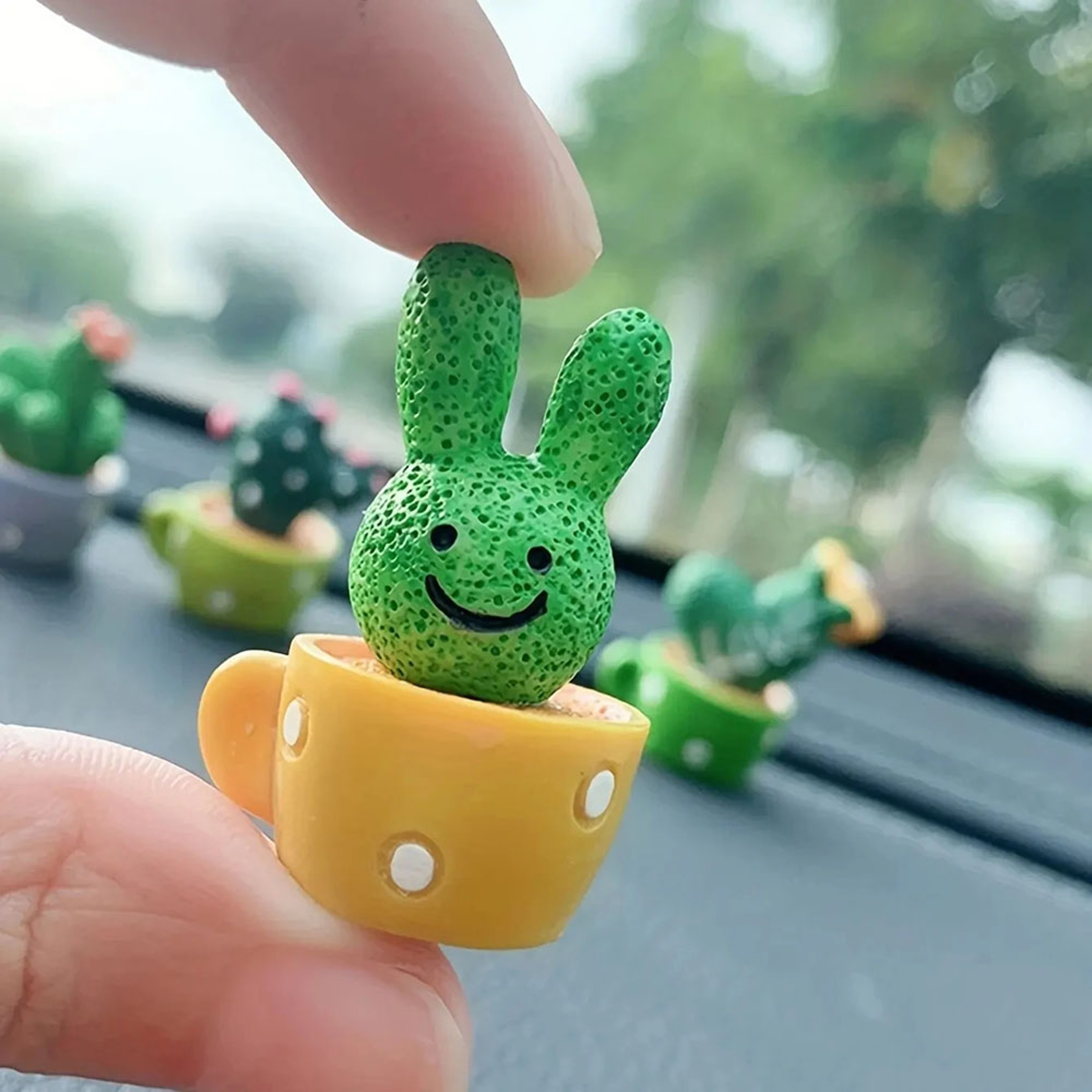 Mini Resin Succulent Cactus Green Plant Car Office Home Living Room Decoration Auto Interior Craft  2