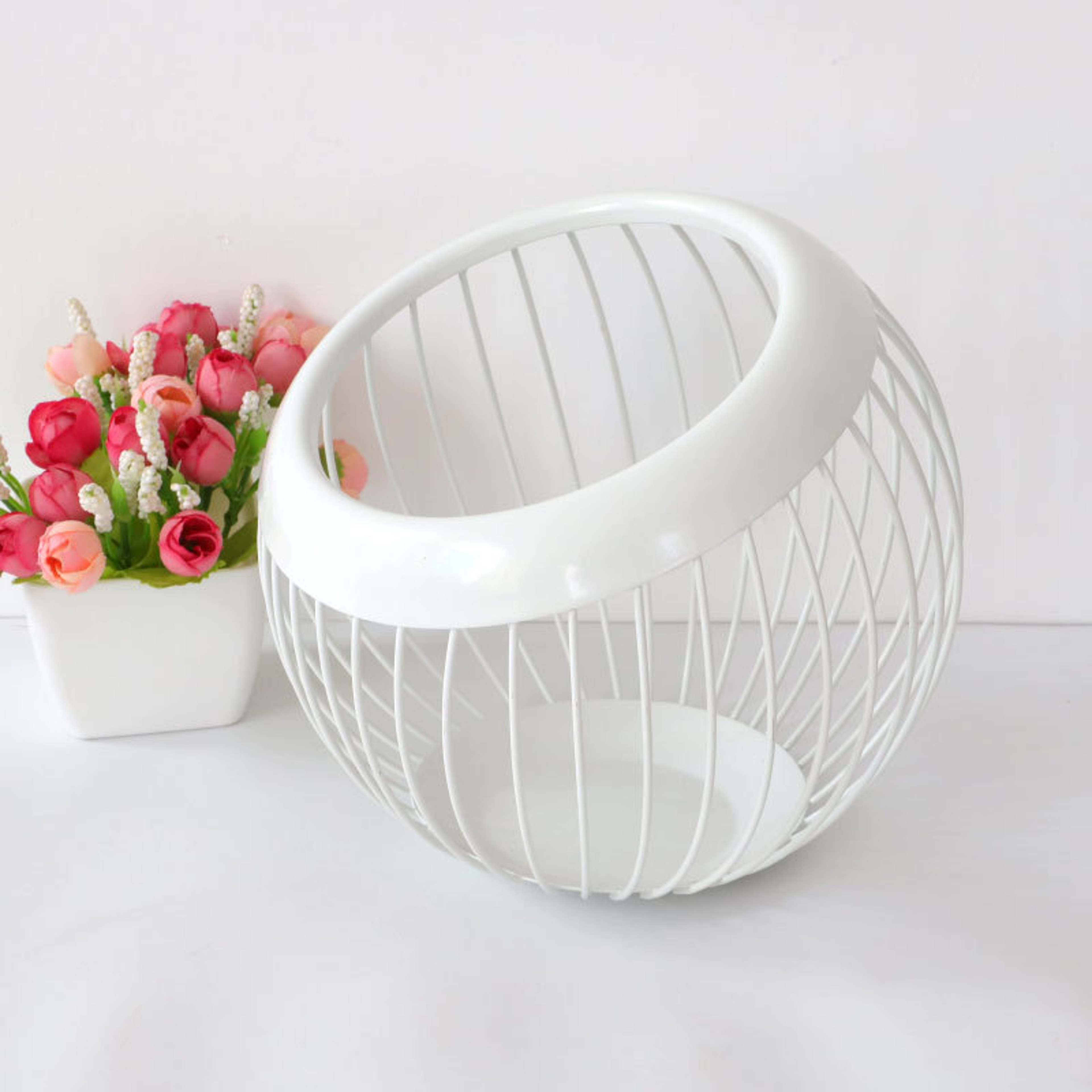 Large Capacity Ball Shaped Coffee Pod Metal Holder, Storage Basket for Kitchen, Drain Basket & Fruit Plate Organizer – view 3