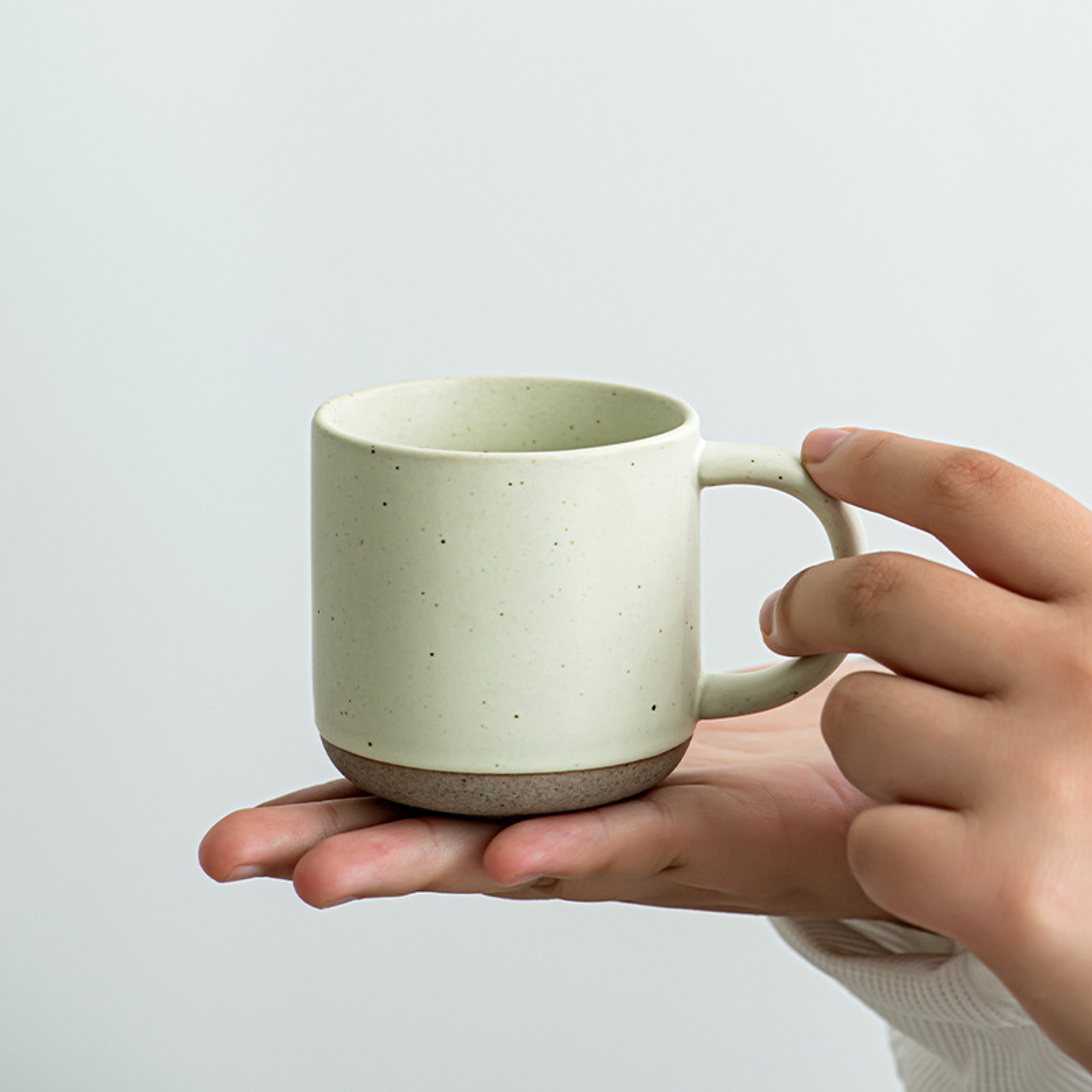 Modern Design White Small Frosted Ceramic Tumblers, Unglazed Base Speckled Coffee Mug With Handle – view 3