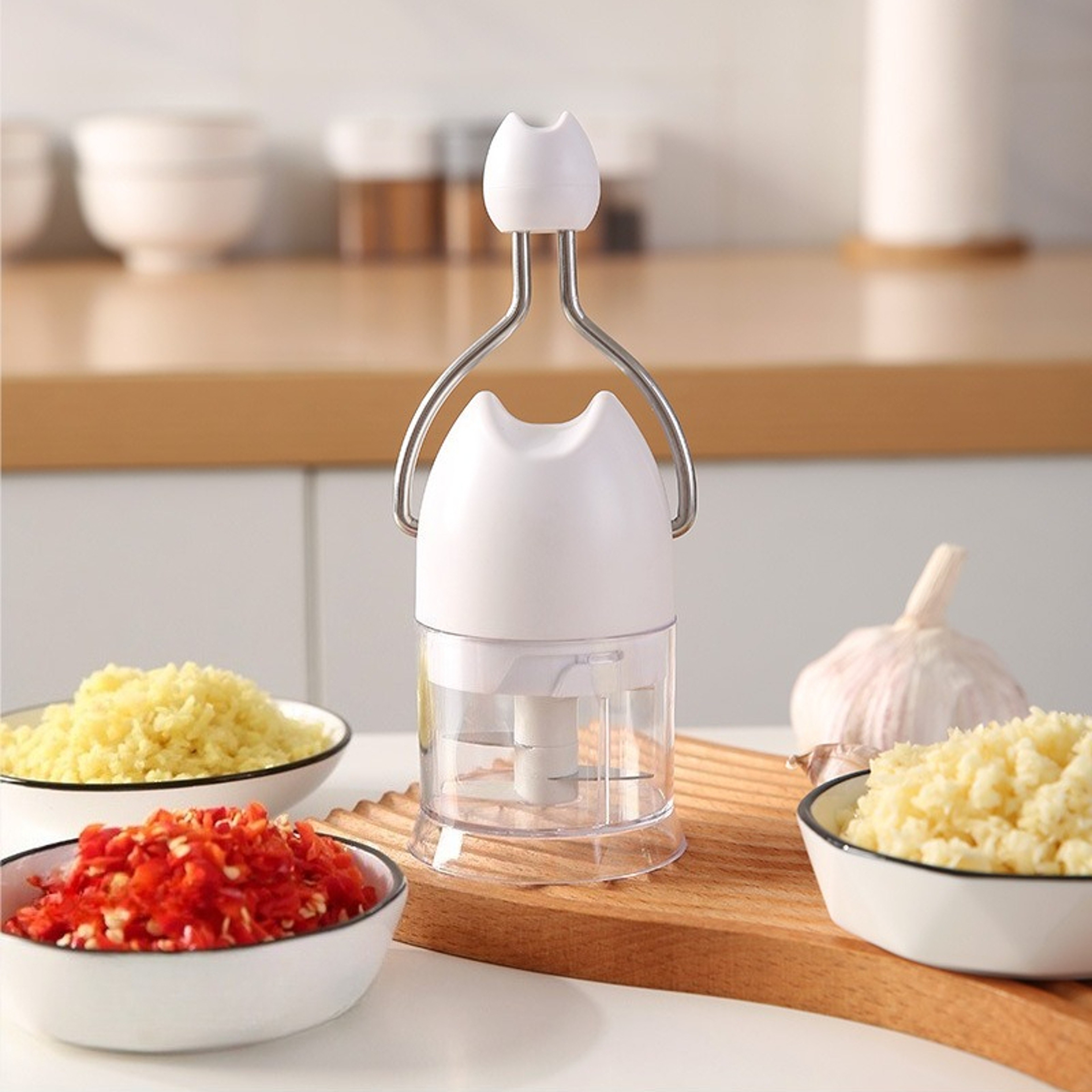 Manual Ginger and Garlic Chopper, Multi-Functional Kitchen Household Tool, Hand Cranked, Easy to Disassemble and Clean – view 1