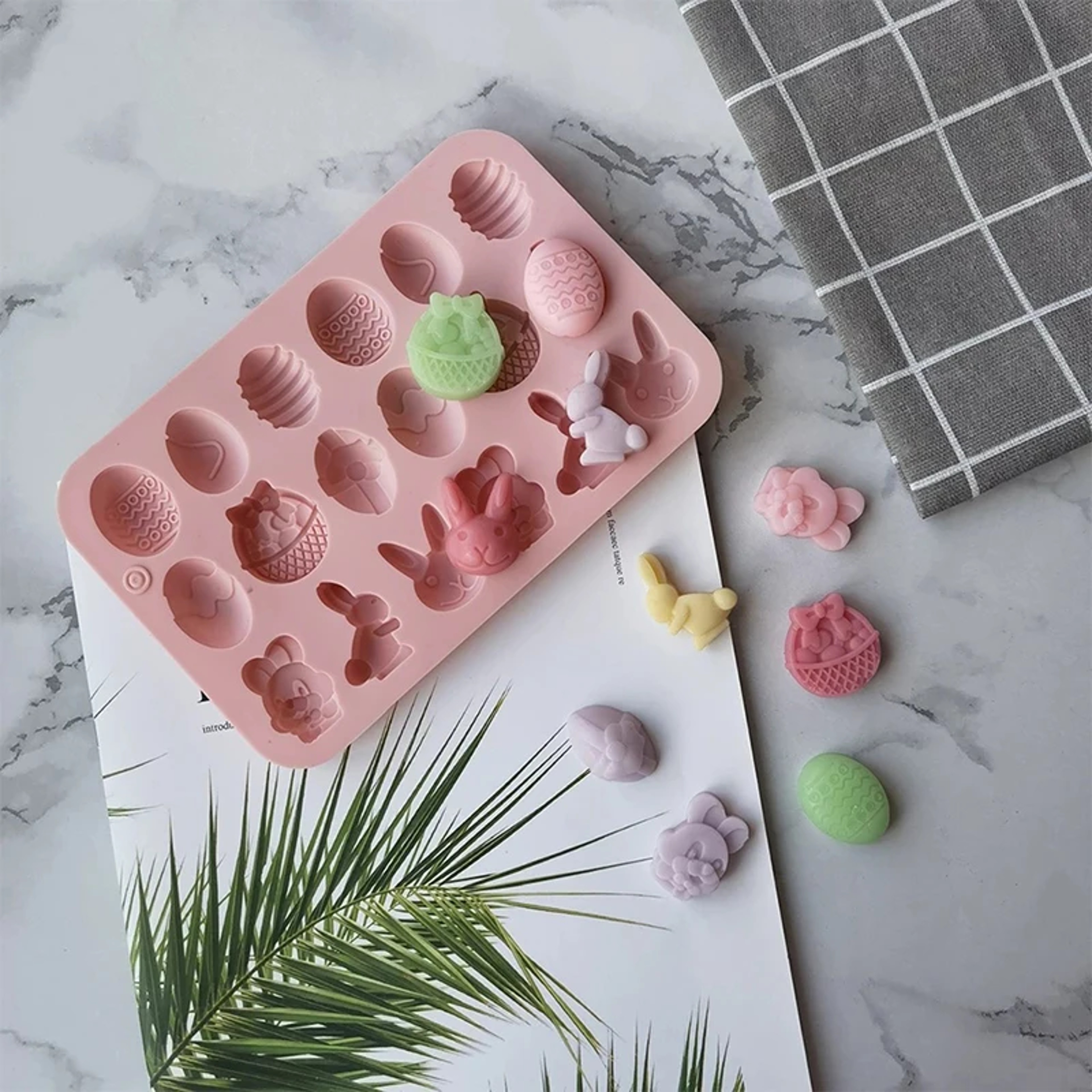 Rabbit Easter Silicone Mold Colored Egg Chocolate Mold For Cake Soap Holiday Decoration 4