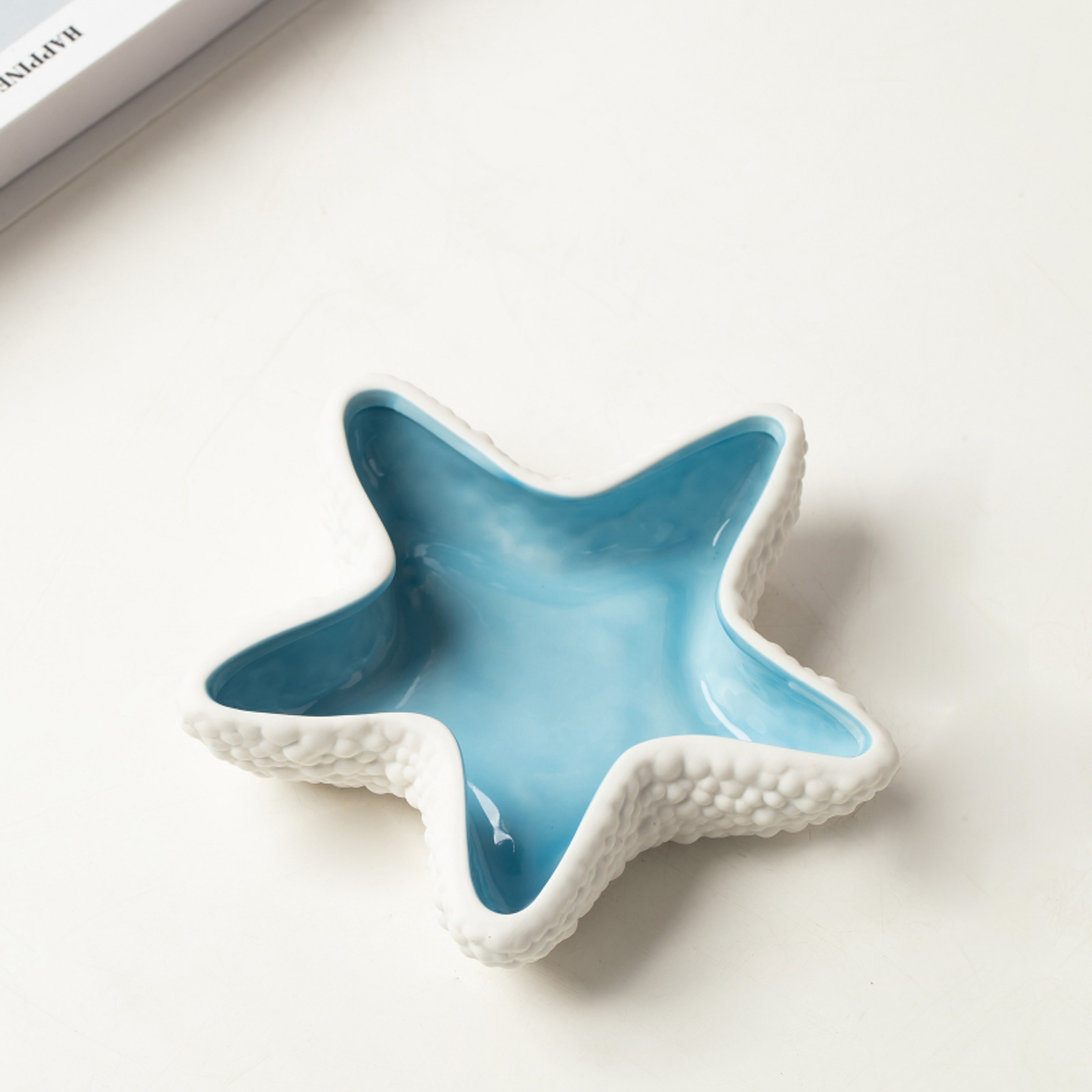 Unique 3D Starfish Ceramic Cigar Ashtray, Modern White Ceramic Trinket Display Tray, Custom Home Living Room Decoration – view 6