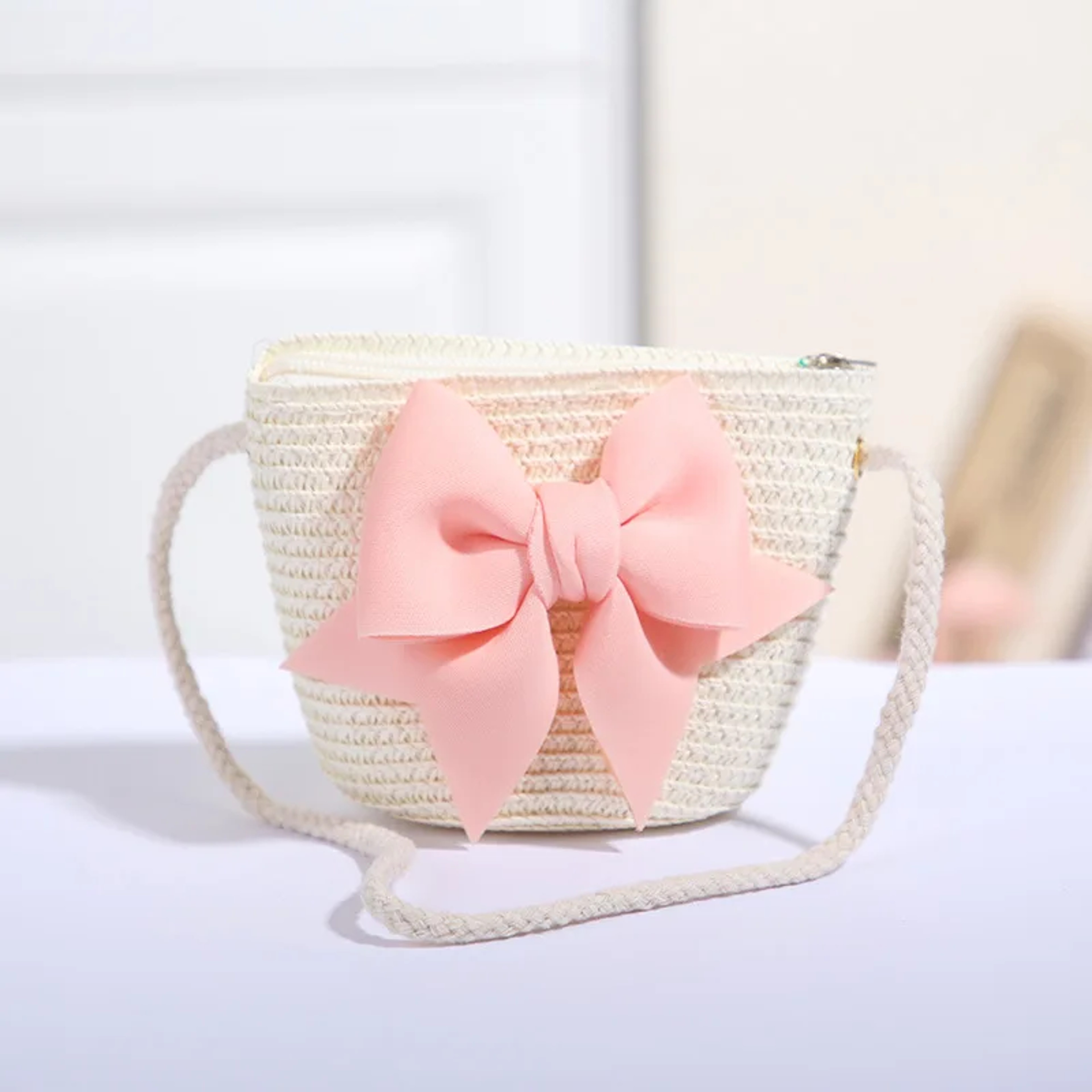 Handmade Woven Crossbody Bag for Baby Girls, Cute Bow Straw Princess Coin Purse – view 4