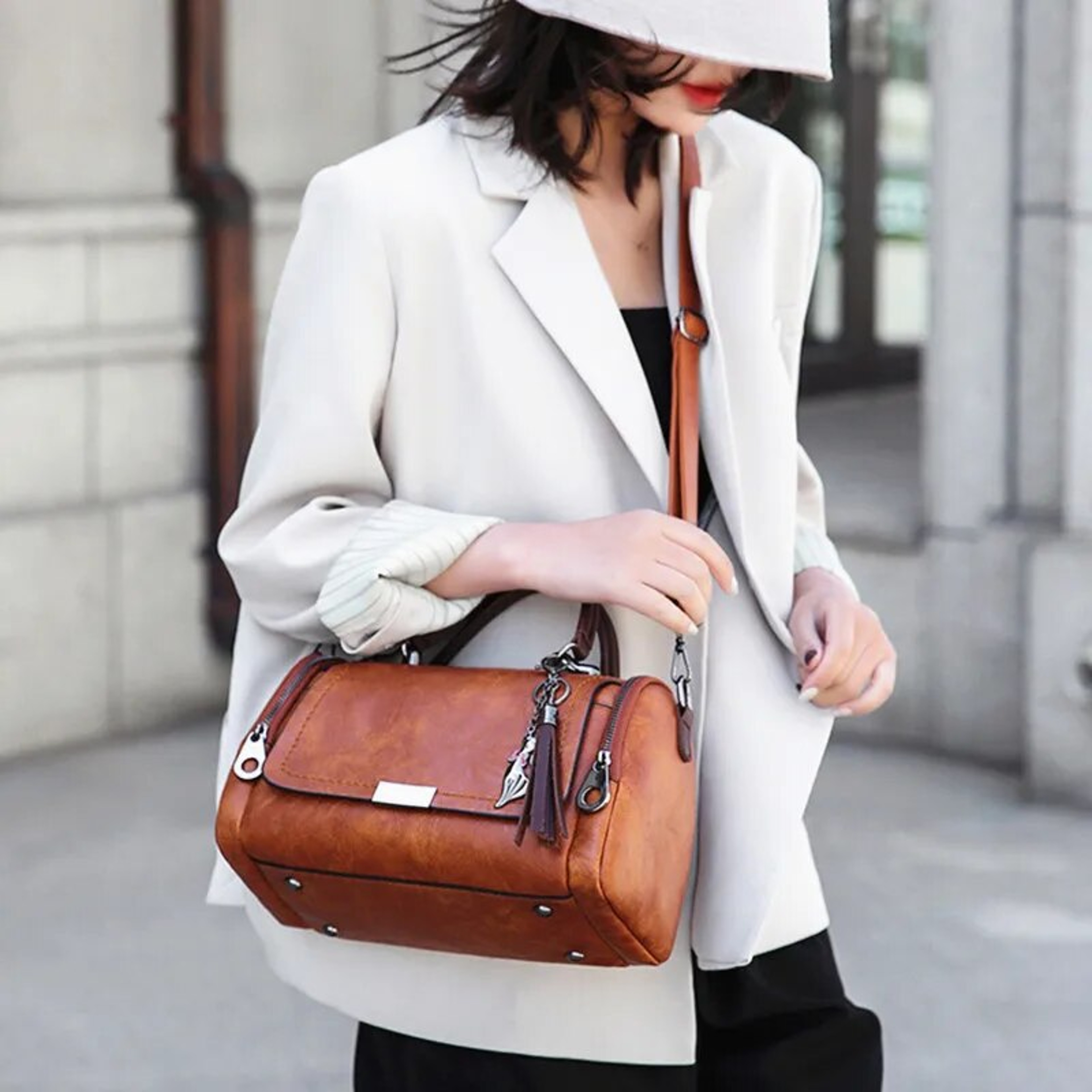 Fashion Zipper Crossbody Bag Tassel Decor Womens Large Capacity Shoulder Bag With Removable Strap B 0