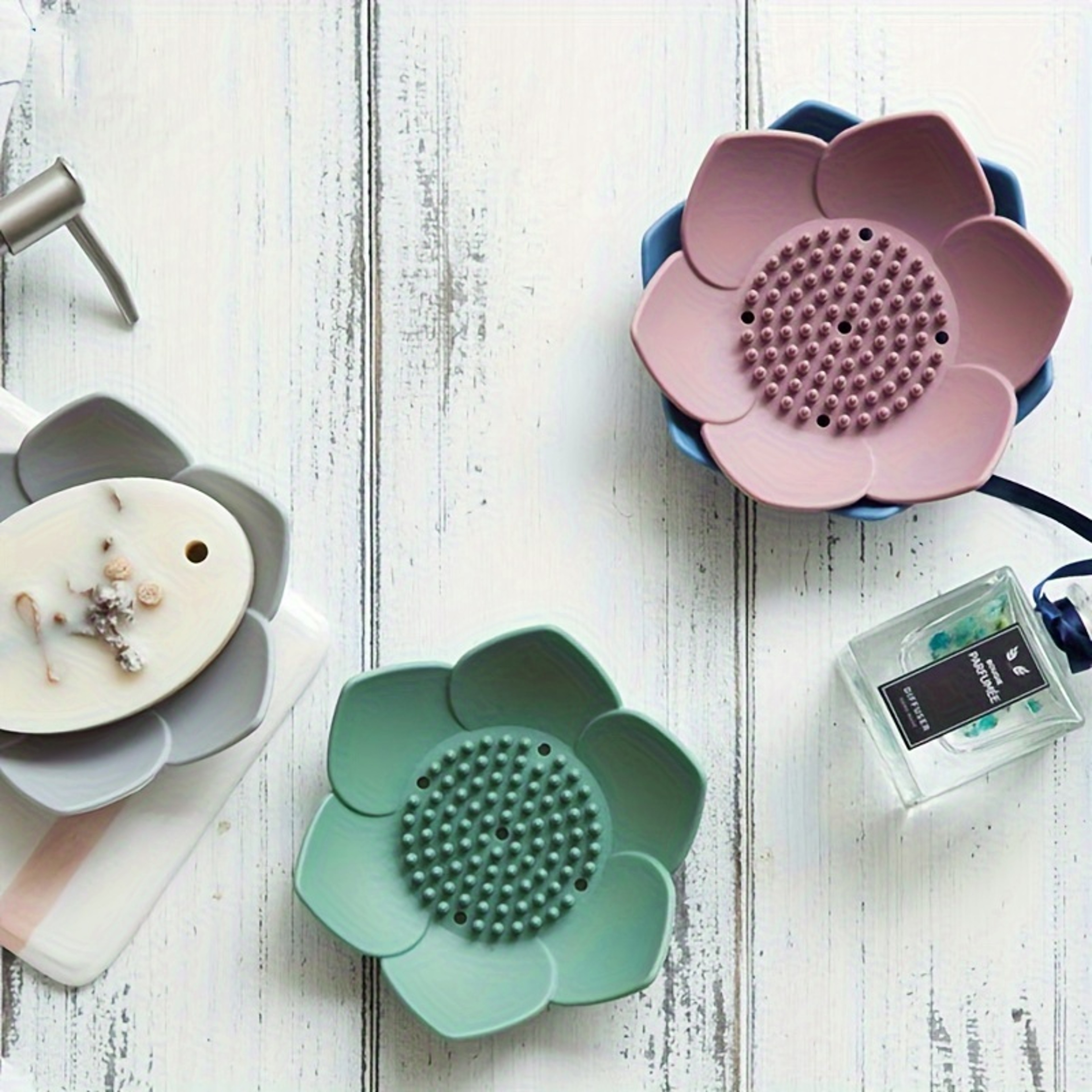 Lotus Design Soap Holder, Silicone Soap Box Drain Box Bathroom Accessories – view 4