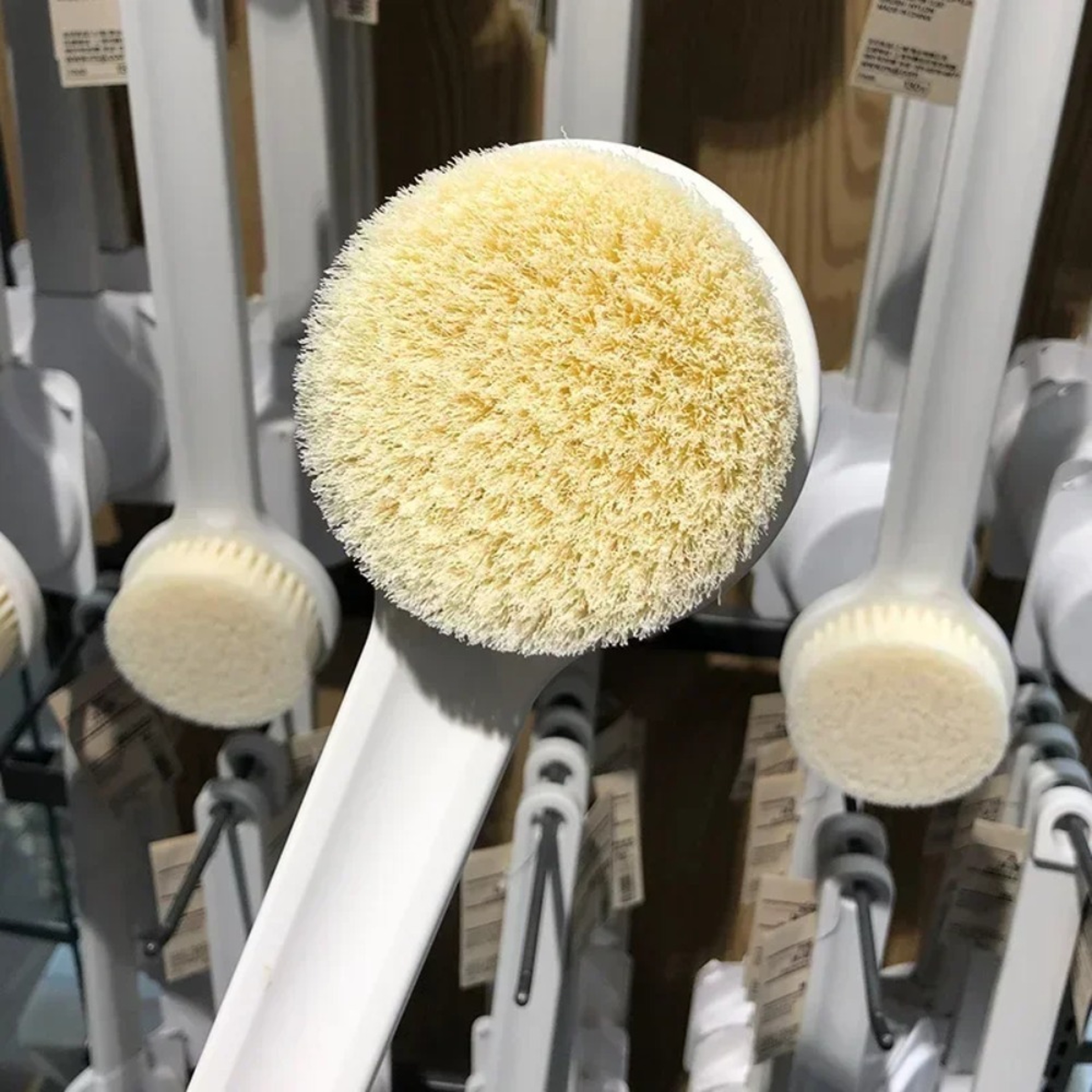 Simple Japanese Bath Brush Long Handle Soft Hair Back Massage Body Cleaning Supplies 1