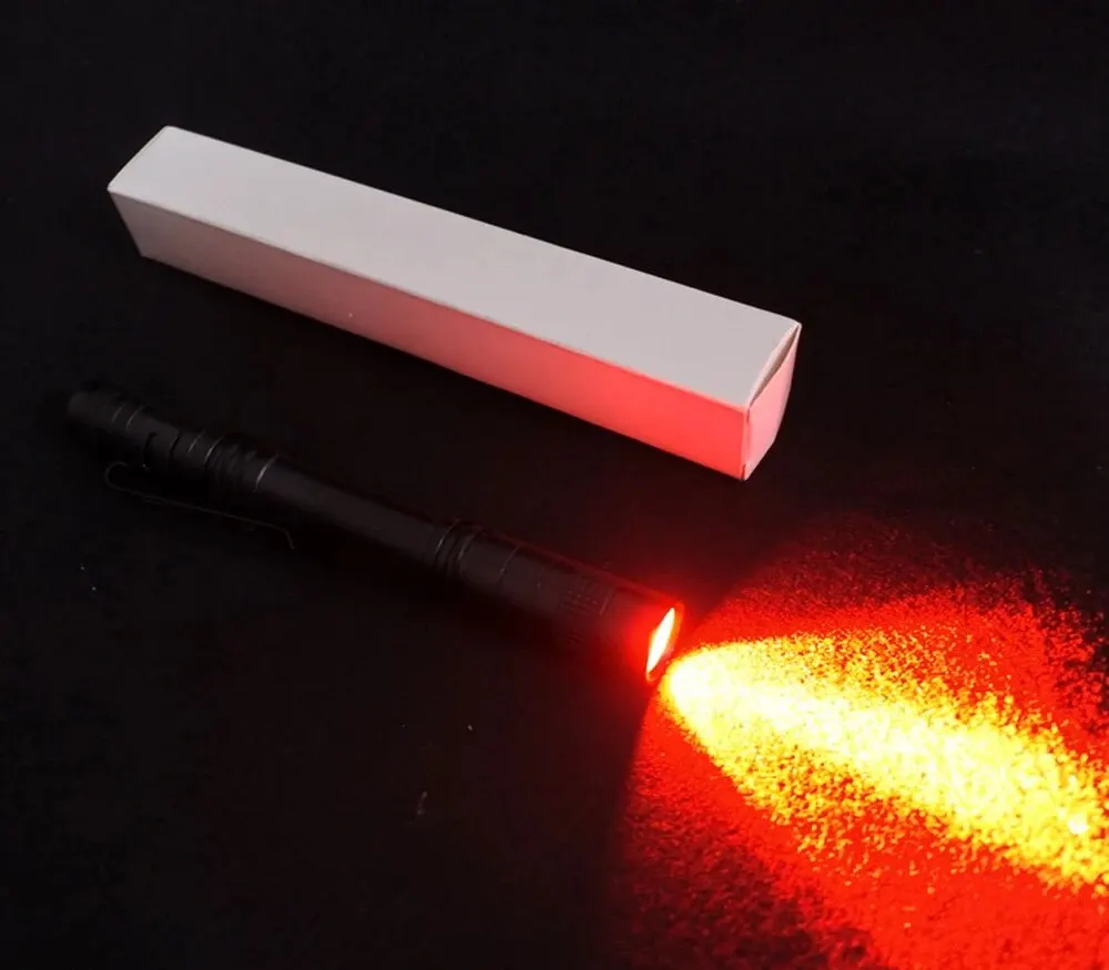 One Mode Red Light Flashlight For Camping Hiking Animal Protection Beekeeping Detecting 5