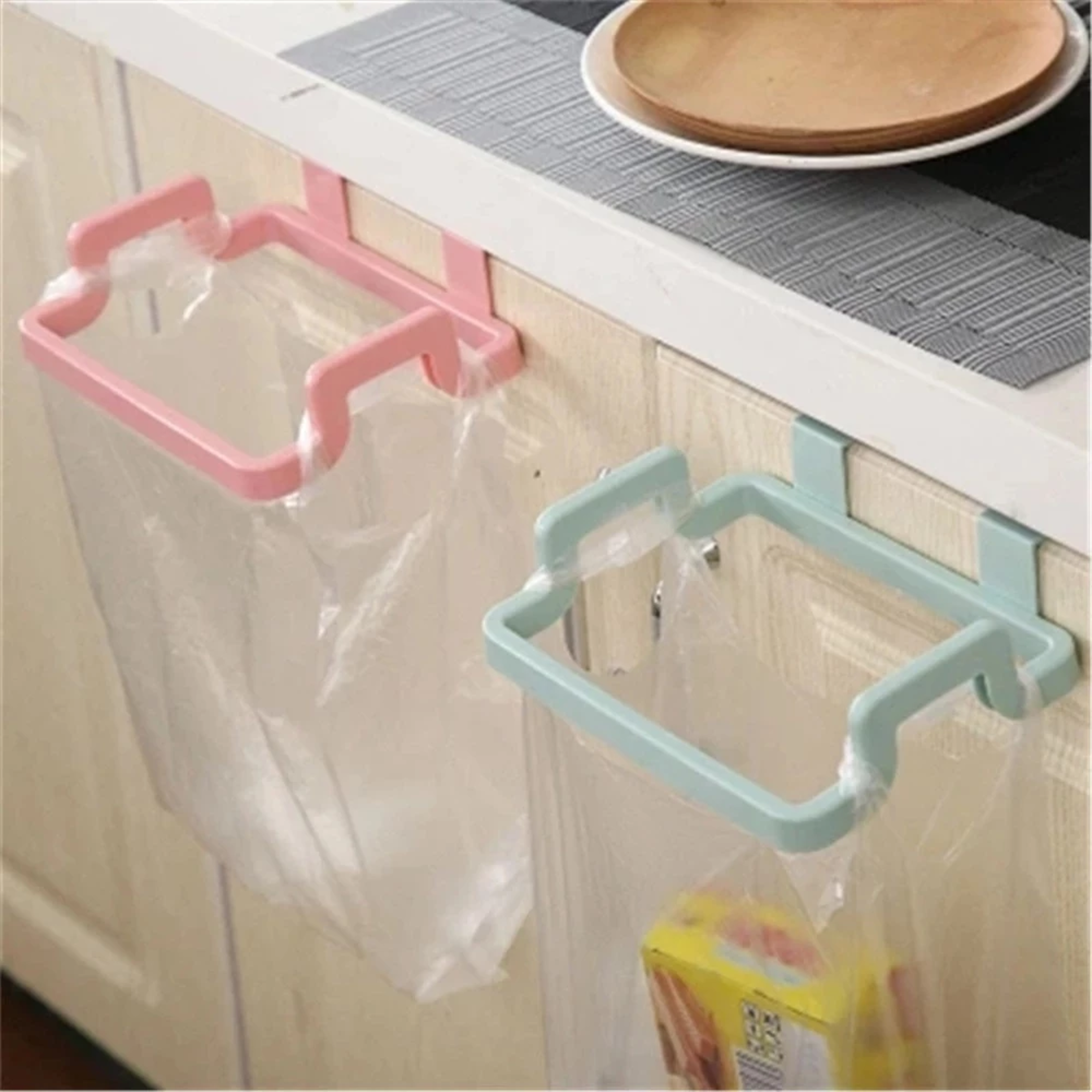 Plastic Door Back Garbage Bag Rack Kitchen Cabinet Hanger SpaceSaving Storage Hook For Bags Cloth   2