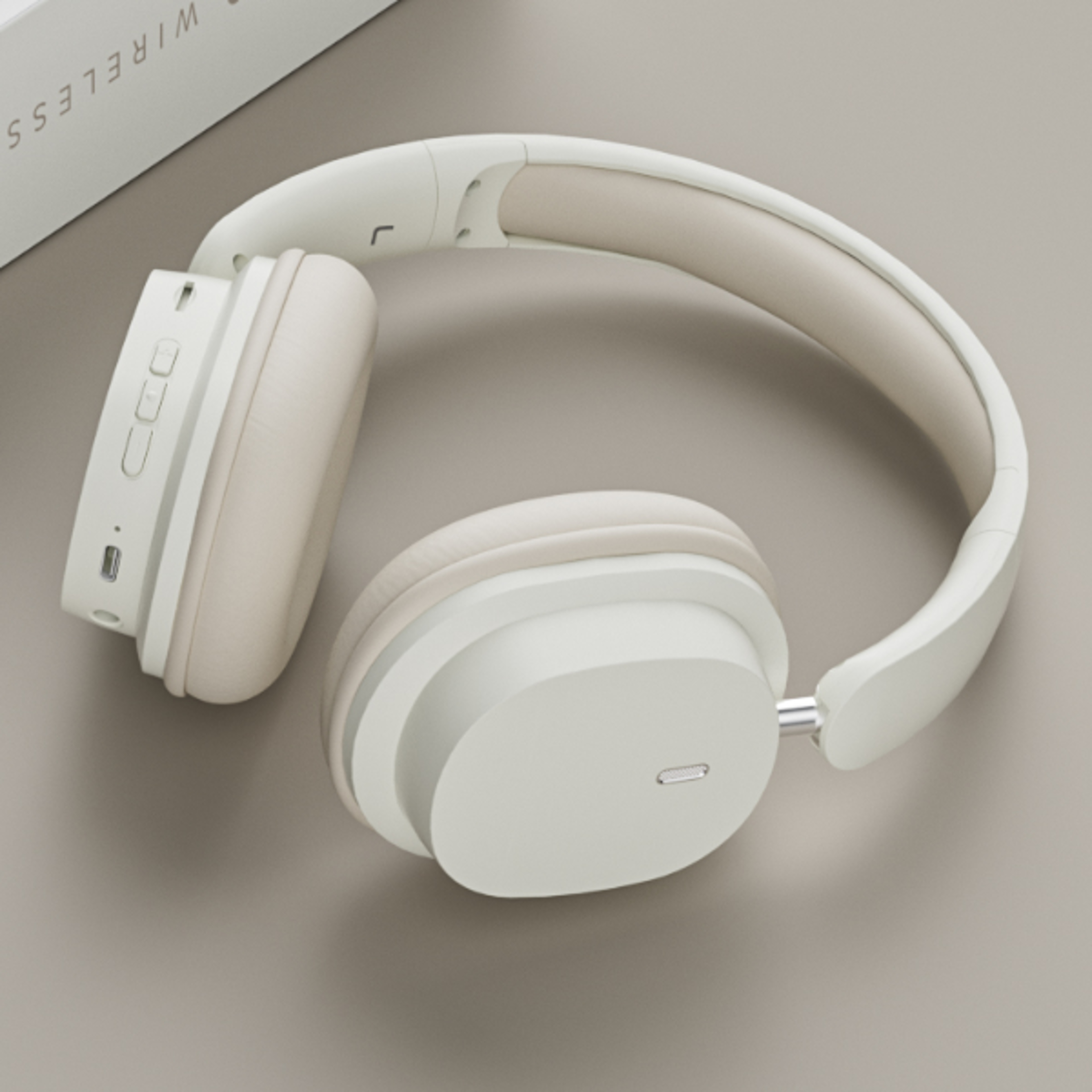 HighQuality Wireless Gaming Headset with NoiseCancelling Bluetooth Mic  Wired Earphone Option