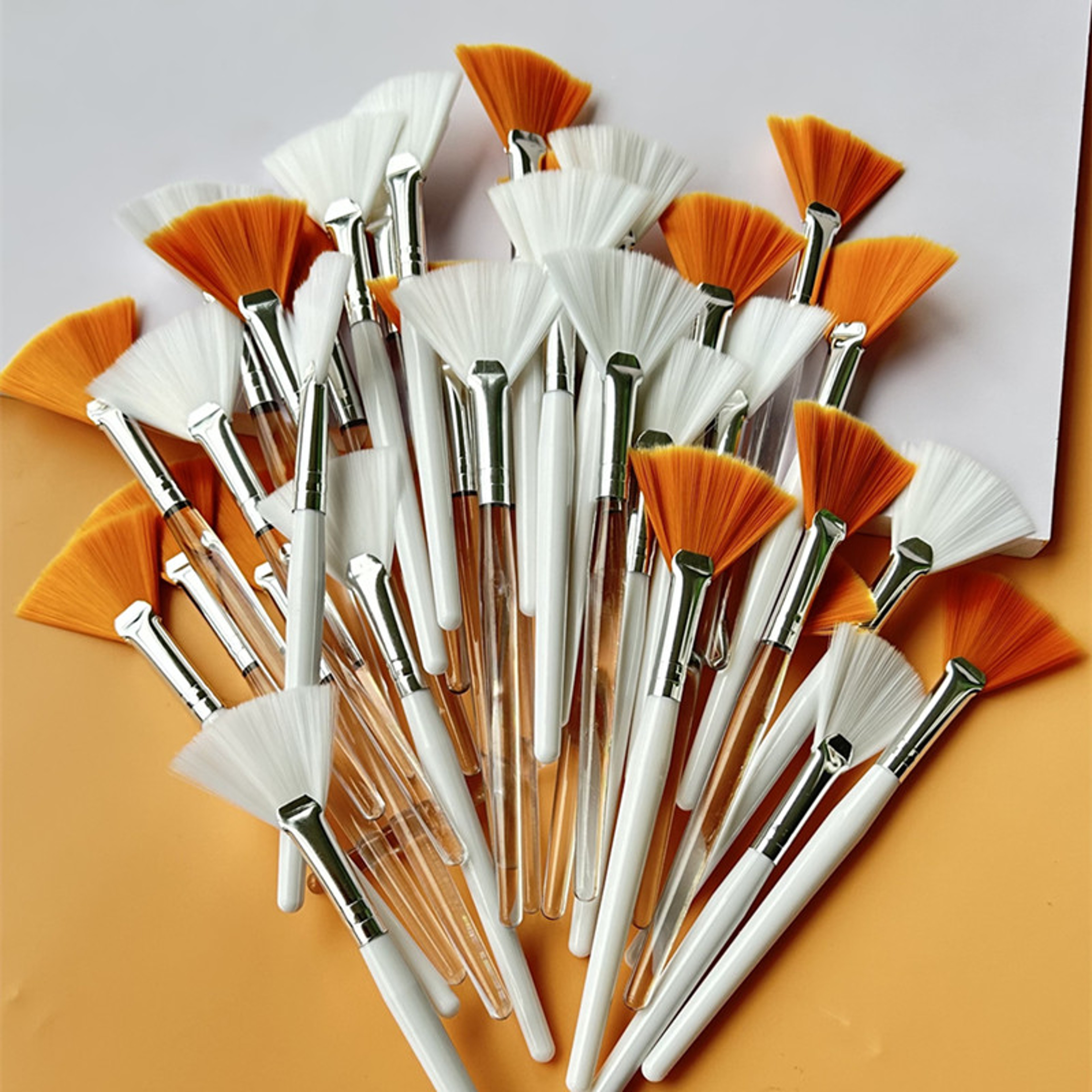 FanShaped Foundation Makeup Brush Set Multifunctional Beauty Tool For Facial Masks Essential Oils A 0