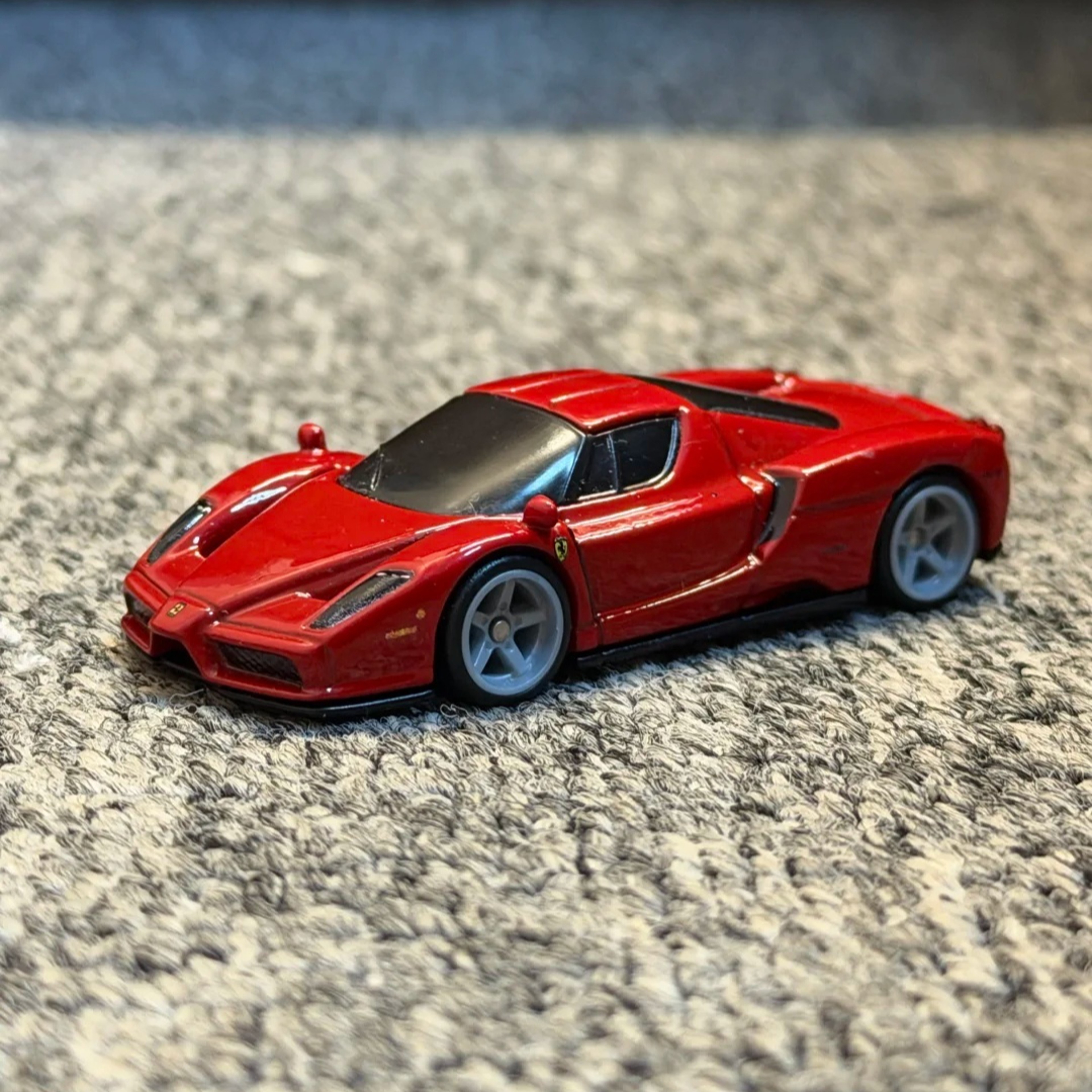 Hot Wheels Premium Boulevard Enzo Ferrari Diecast Collectible Display Car 0