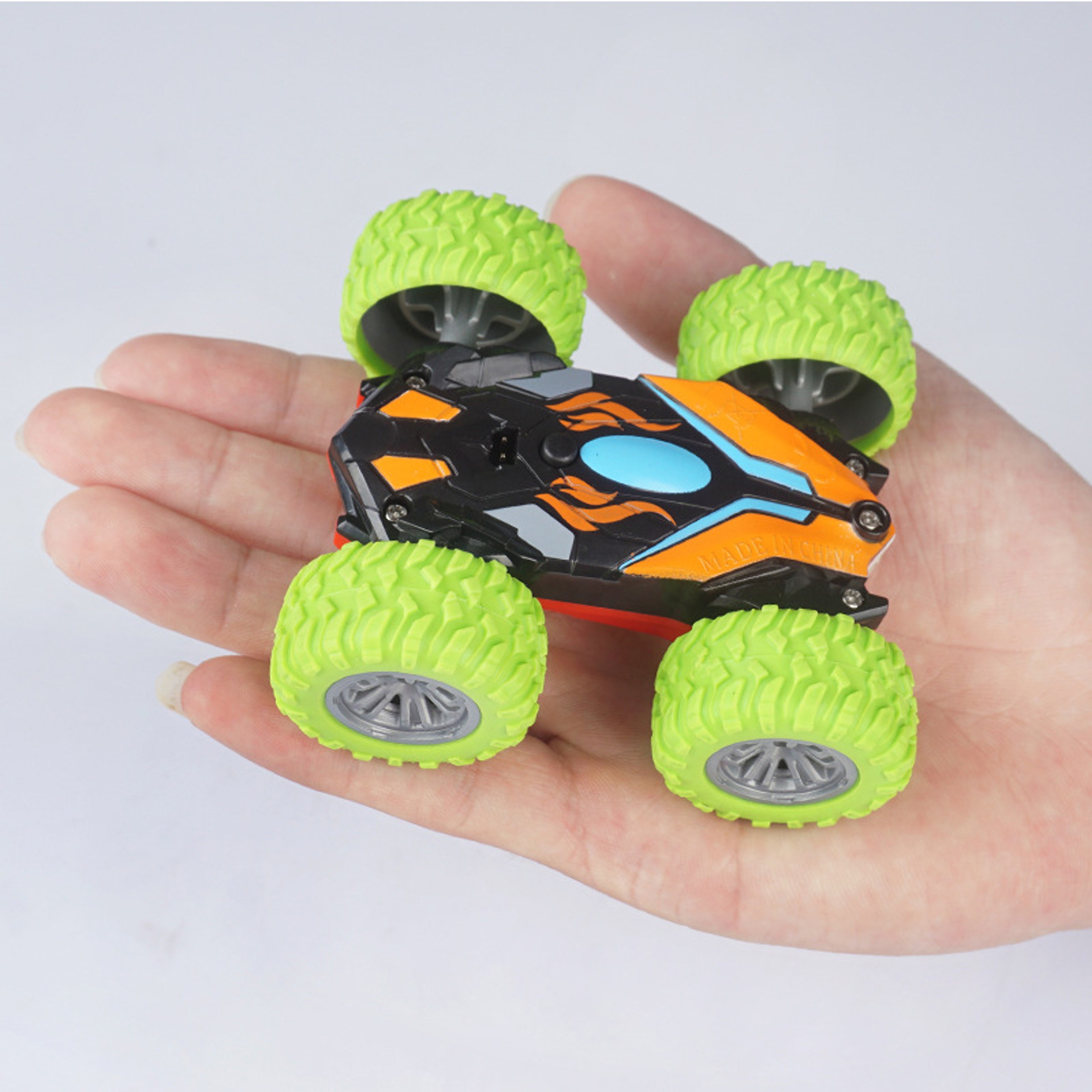 360 Flip RC Stunt Car Double Sided Remote Control Drift Buggy Toy – view 1