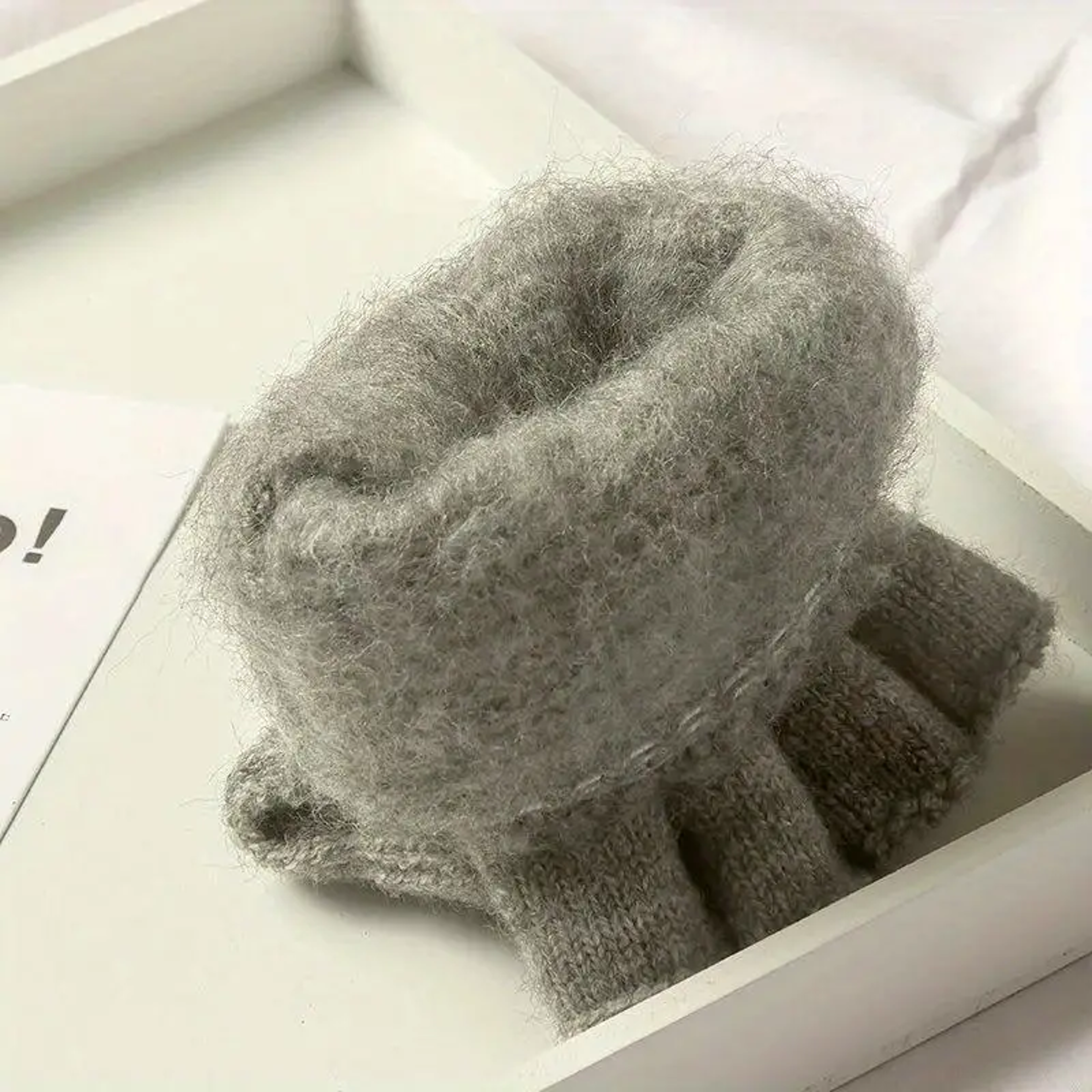 Thickened Fingerless Gloves Warm Touchscreen Gloves for Students, Men & Women – view 4