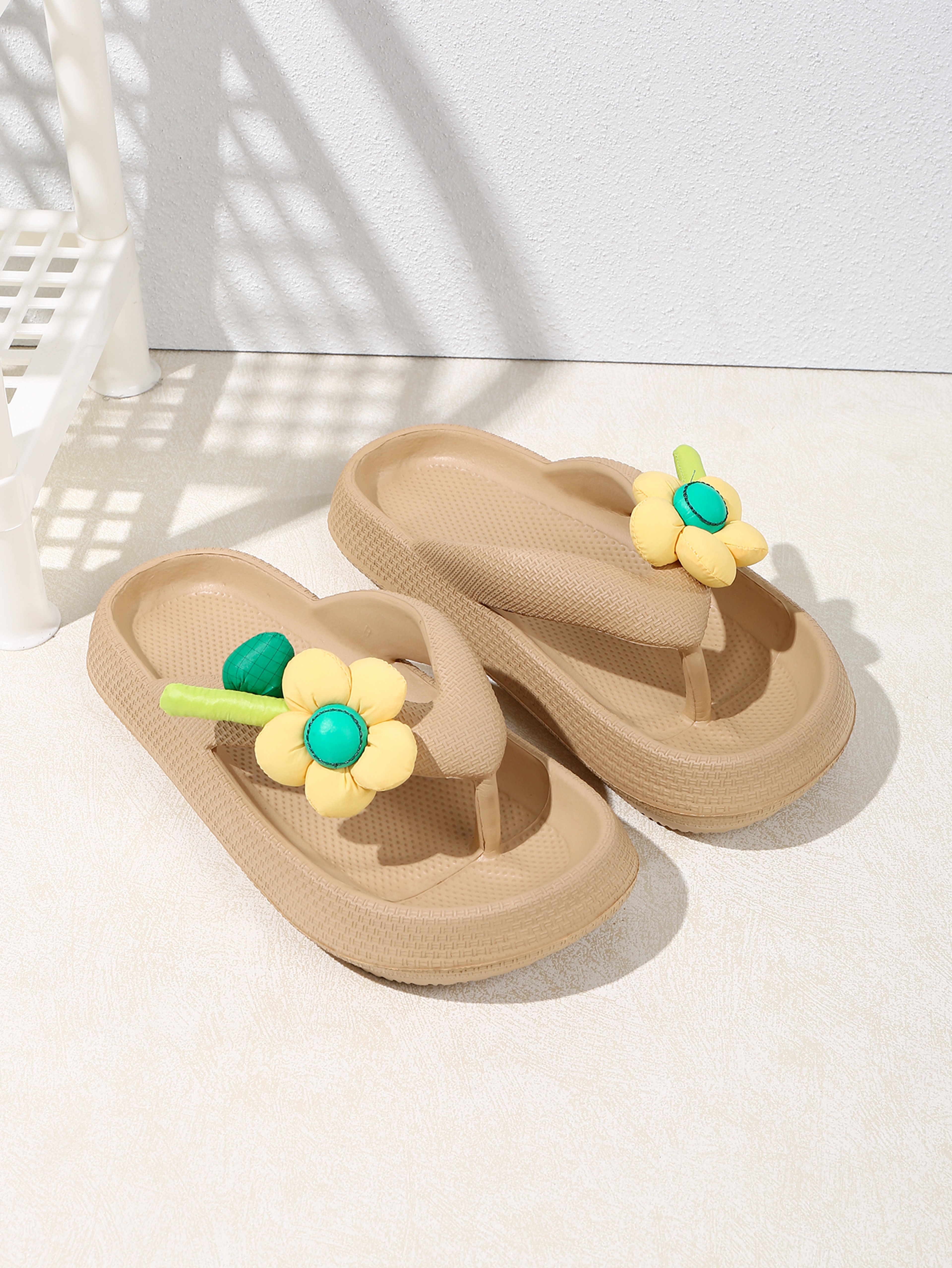 Cute Multi-Color Summer Women's Flip Flops with Phalaenopsis Flowers, Sweet Slippers for Vacation and Party – view 13