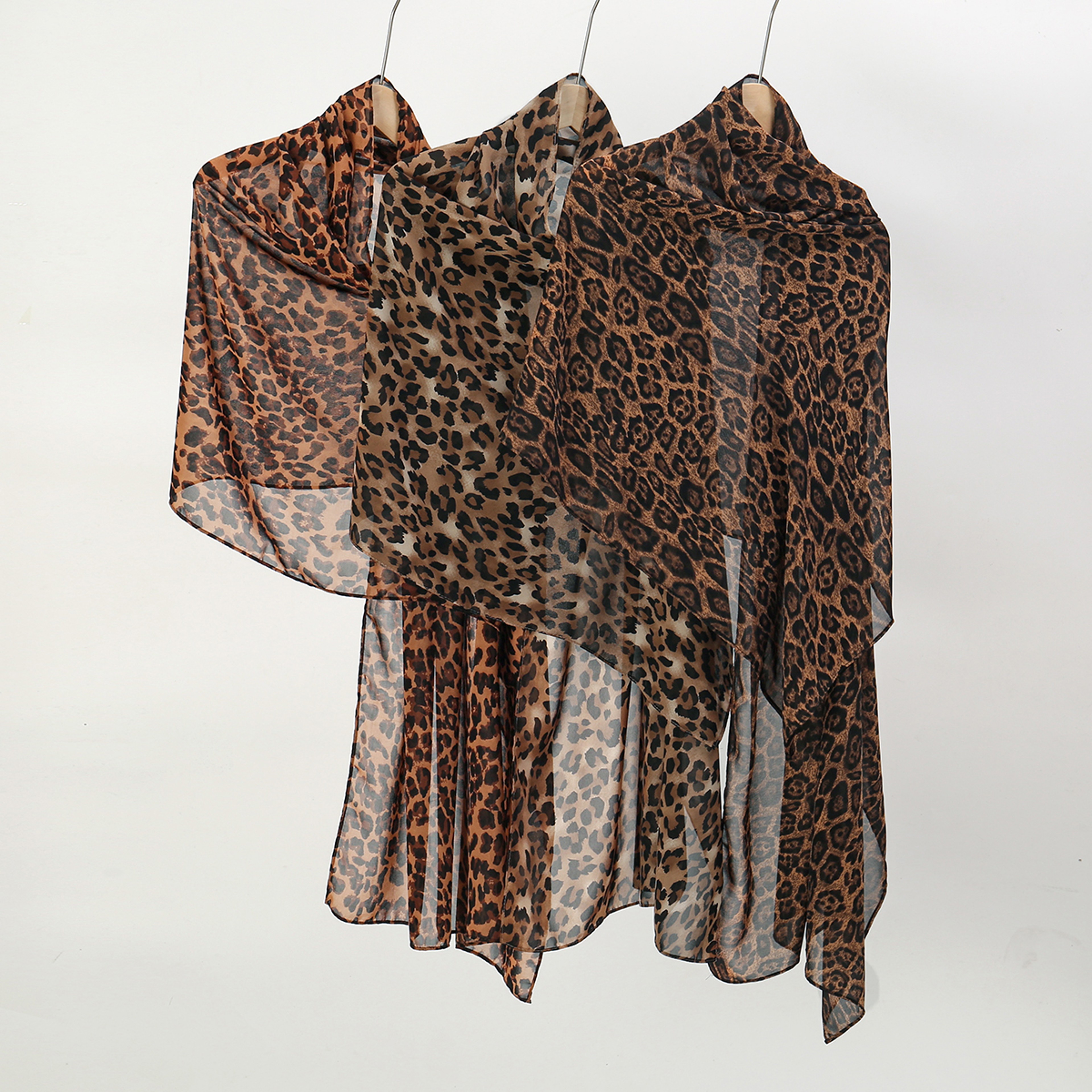 Chiffon Leopard Print Hijab Scarf, Muslim Womens Fashion Shawl, Islamic Turban Headscarf for Ramadan & Daily Wear – view 3