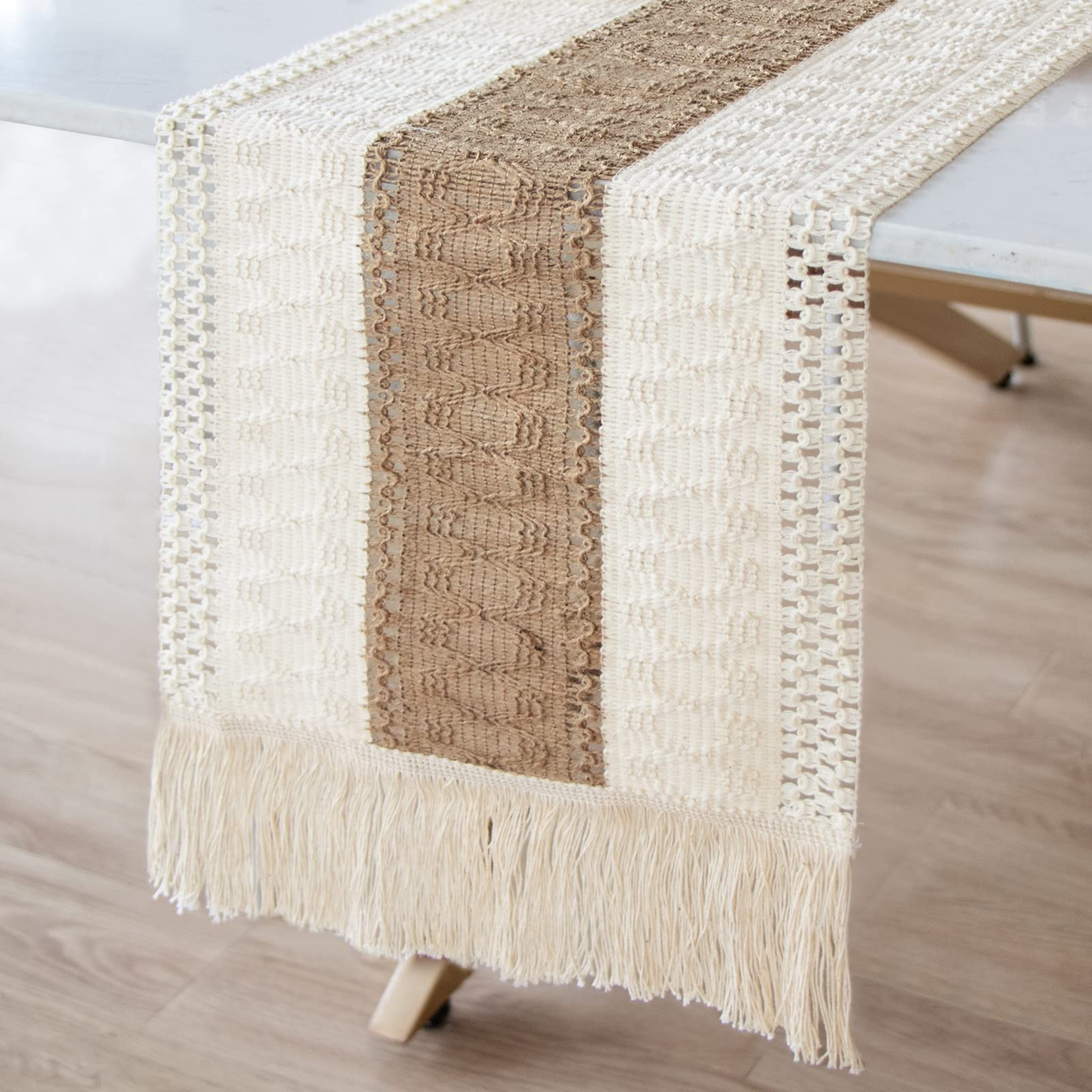 Splicing Burlap Table Runner Farmhouse Style Boho Decor With Rustic Woven Cotton  Crochet Lace Trim 0