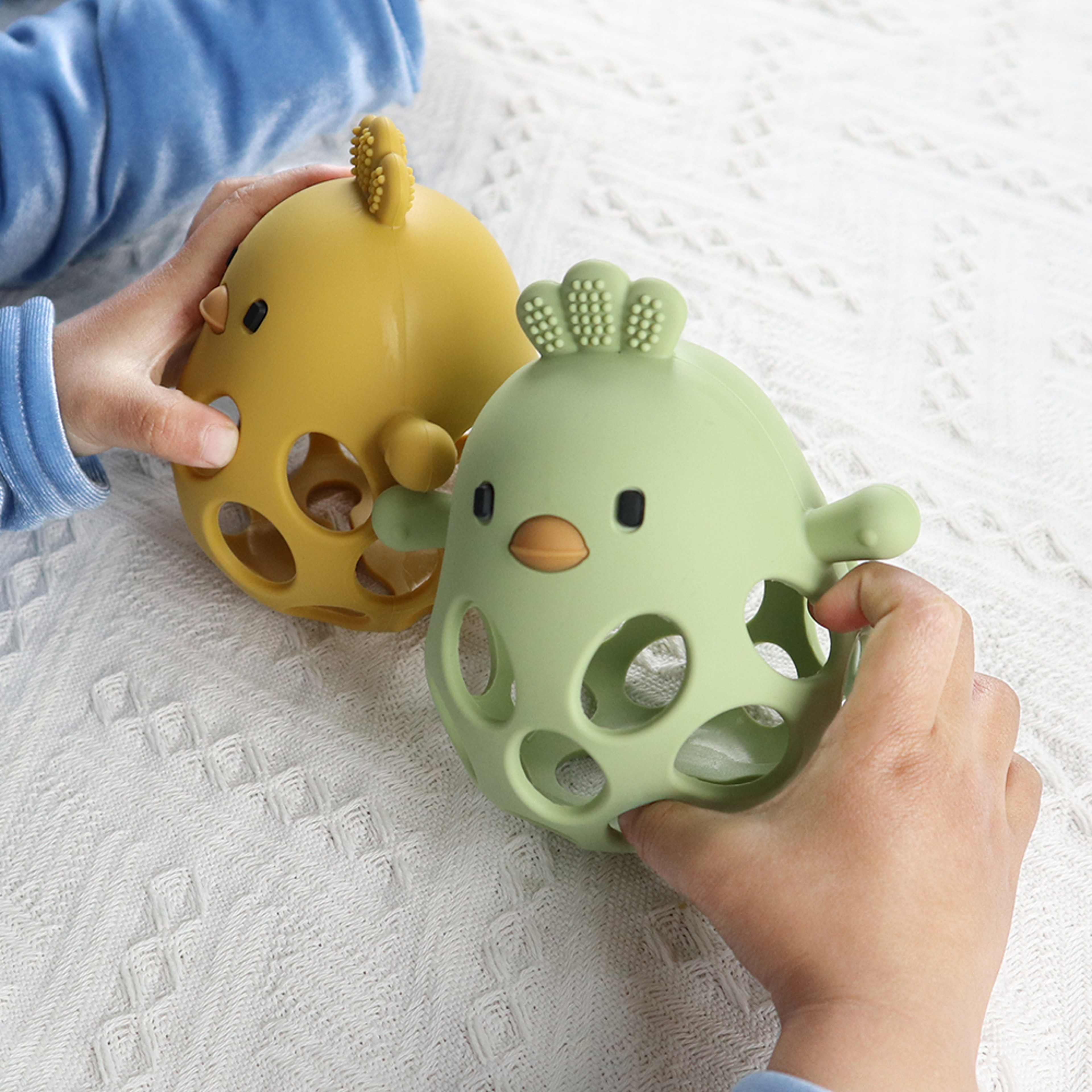 Baby Silicone Teether Toys Cartoon Chick Shape For Chewing Training Hollow Design For Easy Grip Soo 0