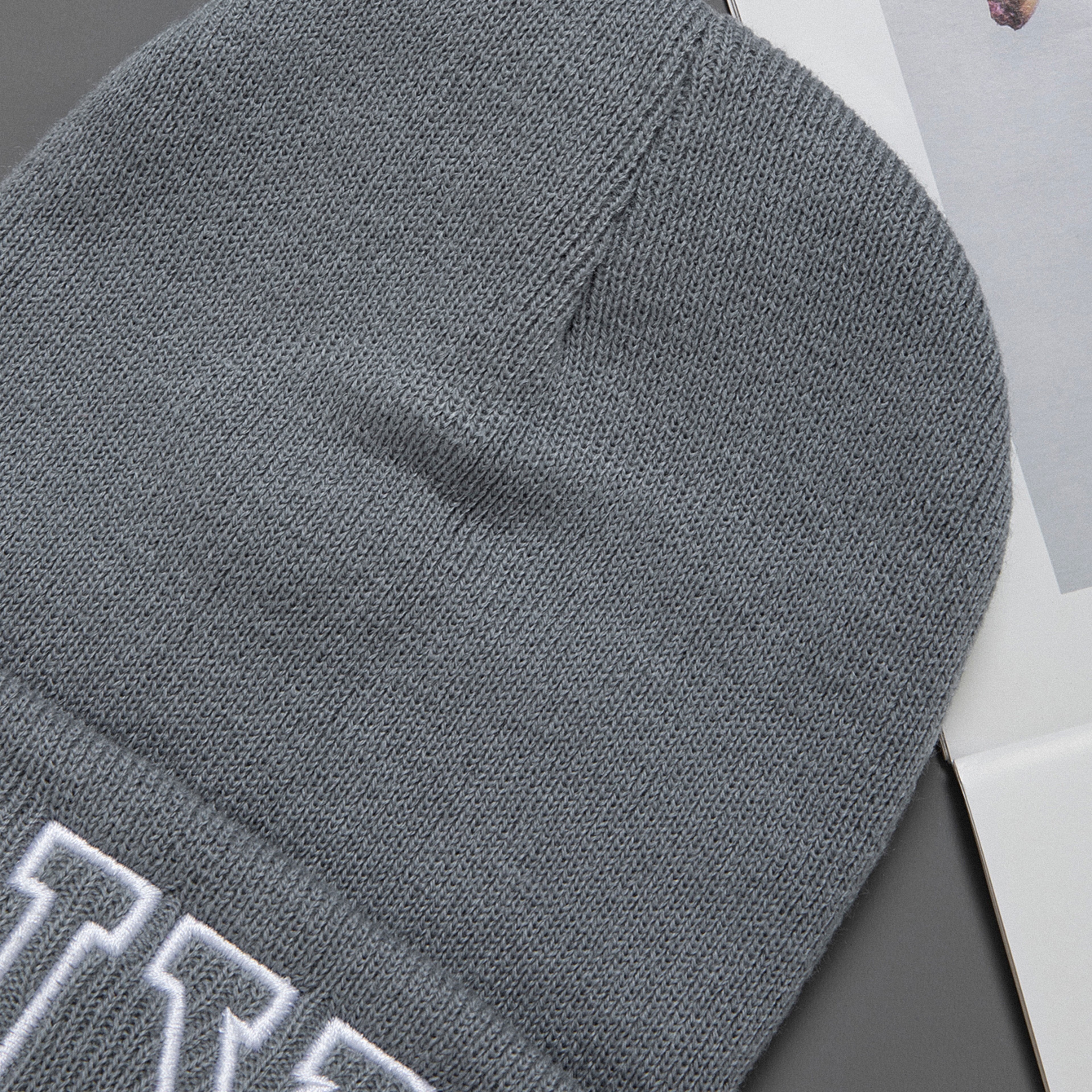 Fashionable Unisex Embroidered Knitted Hat with Letters NY Warm Woolen Winter Hat All-Matching Style – view 3