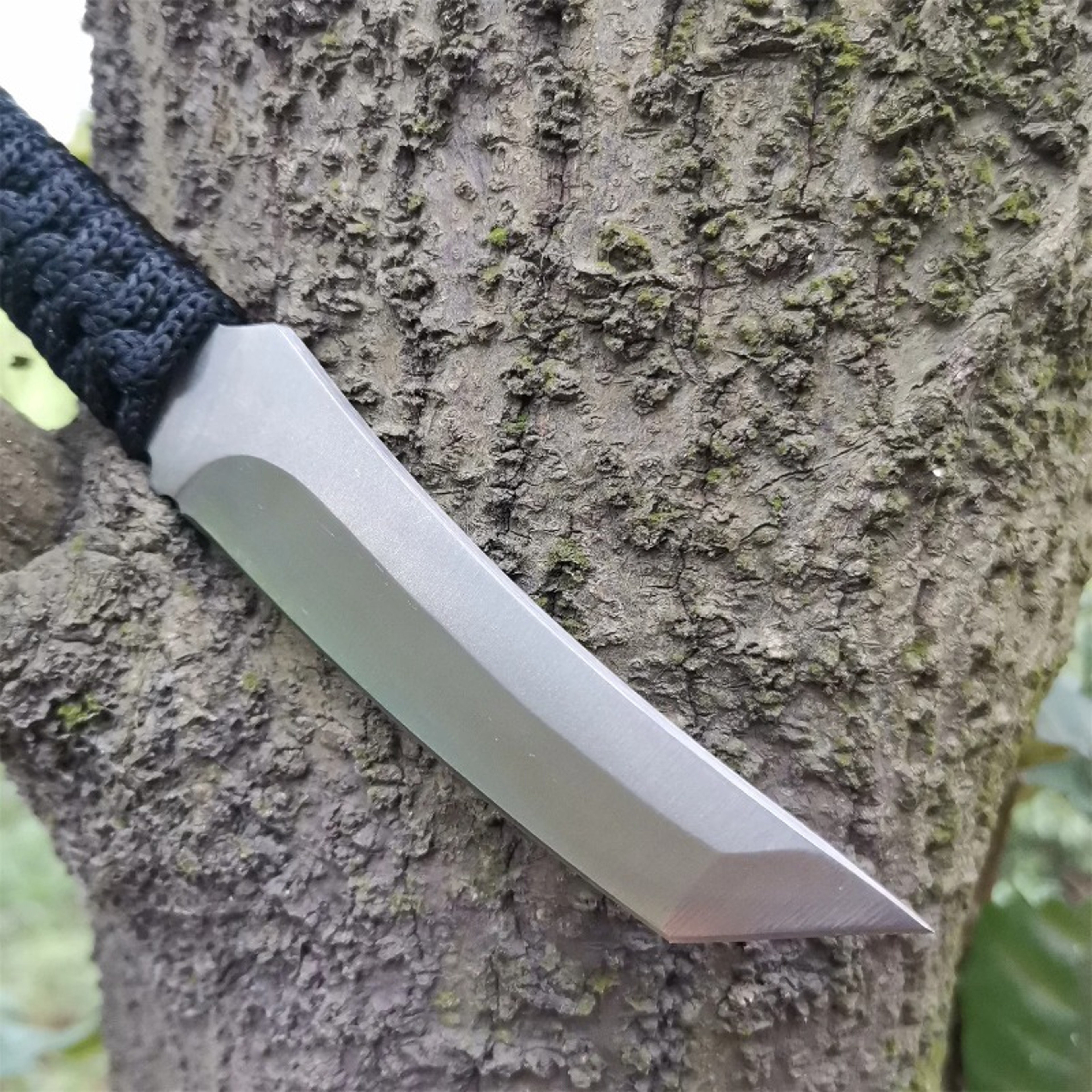 Fixed Blade Outdoor Utility Knife with Sheath and Lanyard – view 2