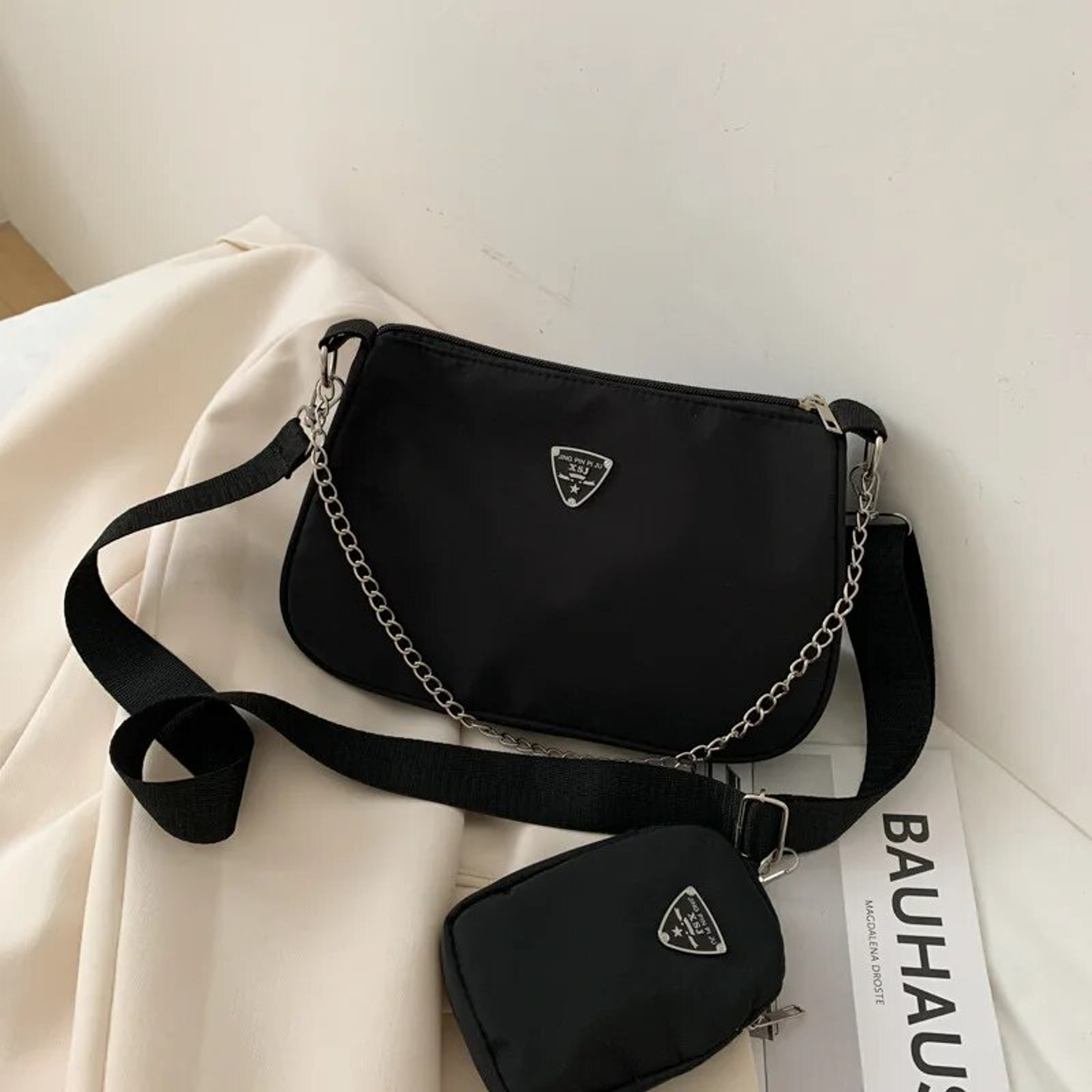 UrbanEase Nylon Crossbody Bag For Women Lightweight Casual Shoulder Bag 5