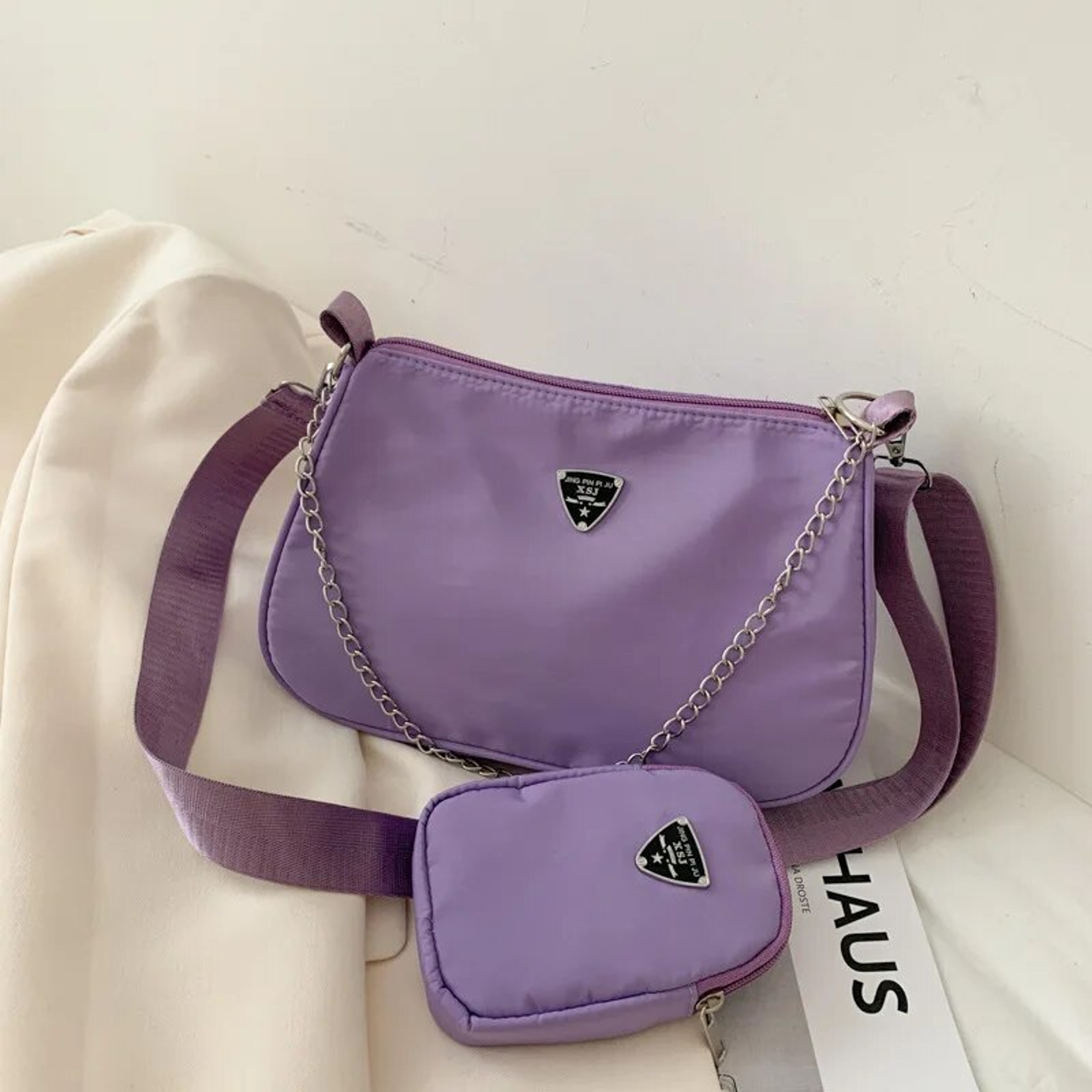 UrbanEase Nylon Crossbody Bag For Women Lightweight Casual Shoulder Bag 3