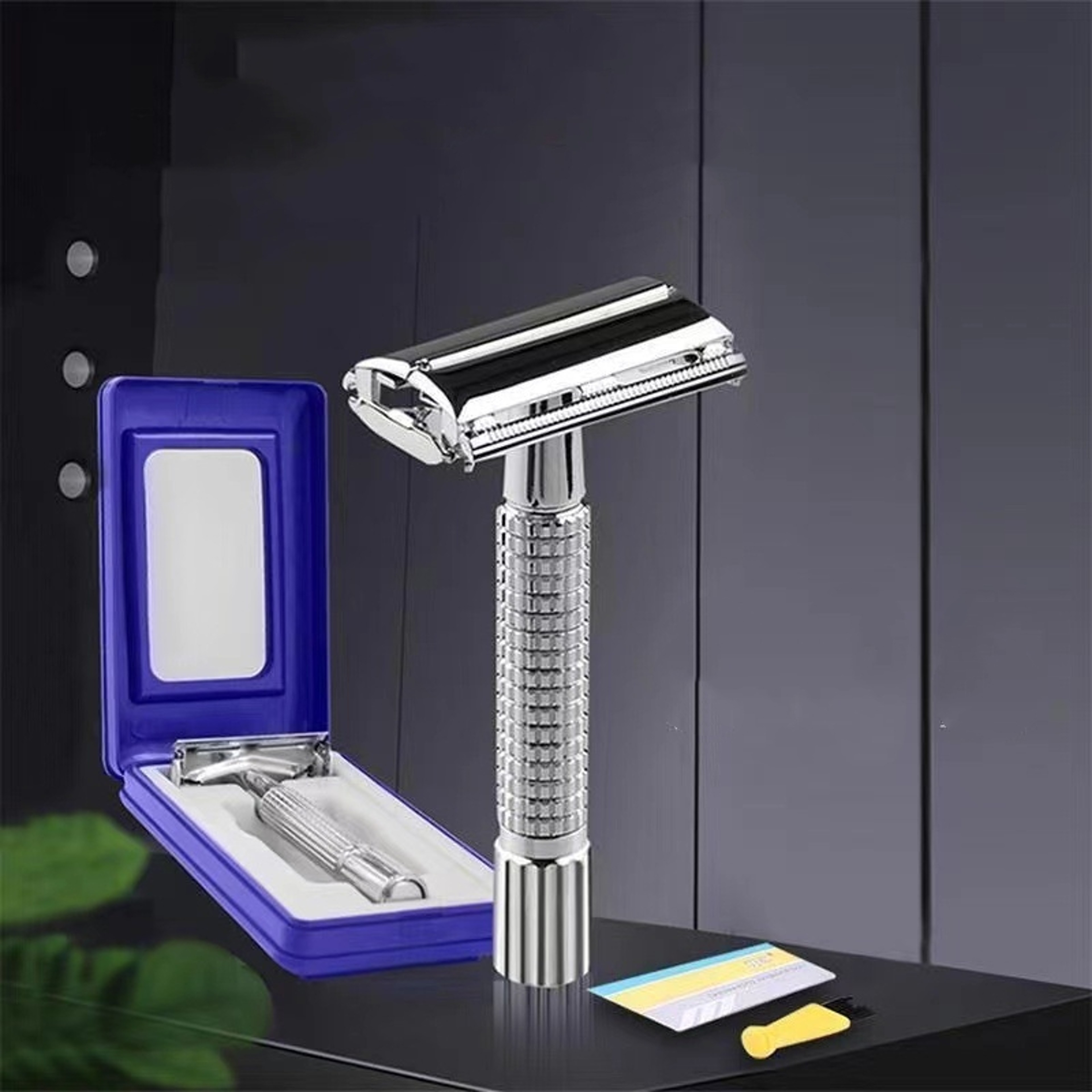Stainless Steel Folding Straight Razor 1