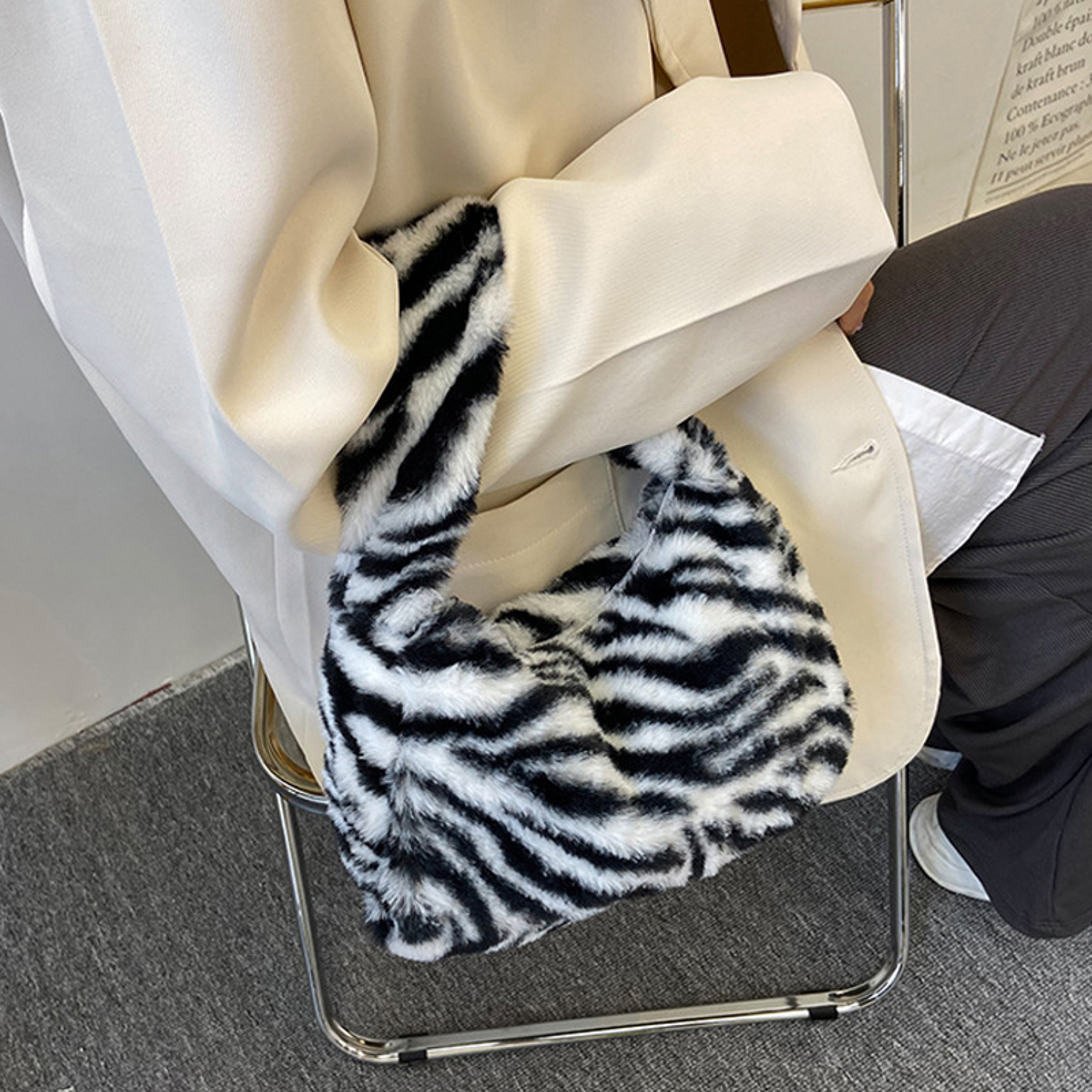 Leopard Print Plush Shoulder Tote Bag for Women – view 4