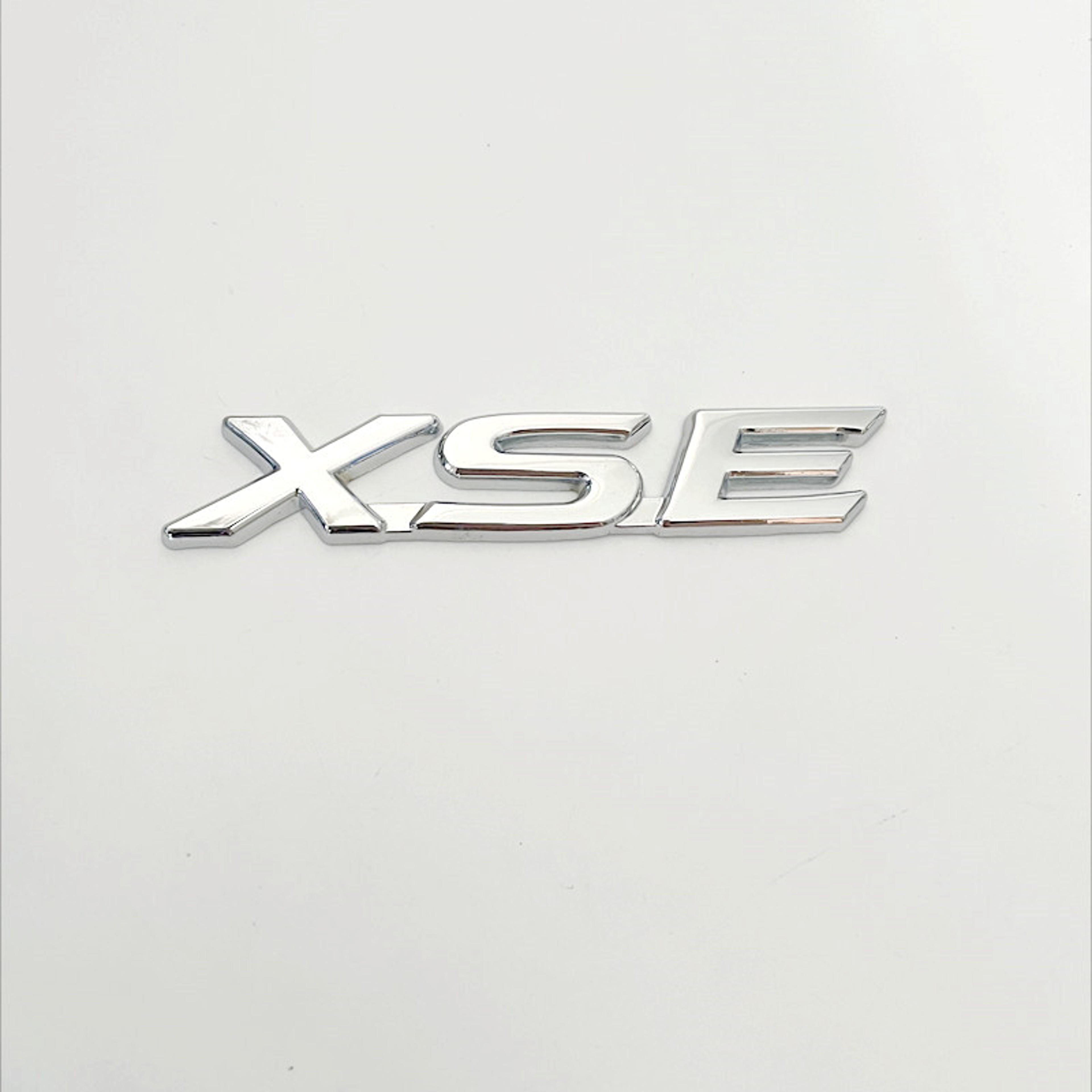 Premium Metal Emblem Badge For Toyota Camry Sienna Highlander And Corolla Stylish Car Trunk Sticker 3
