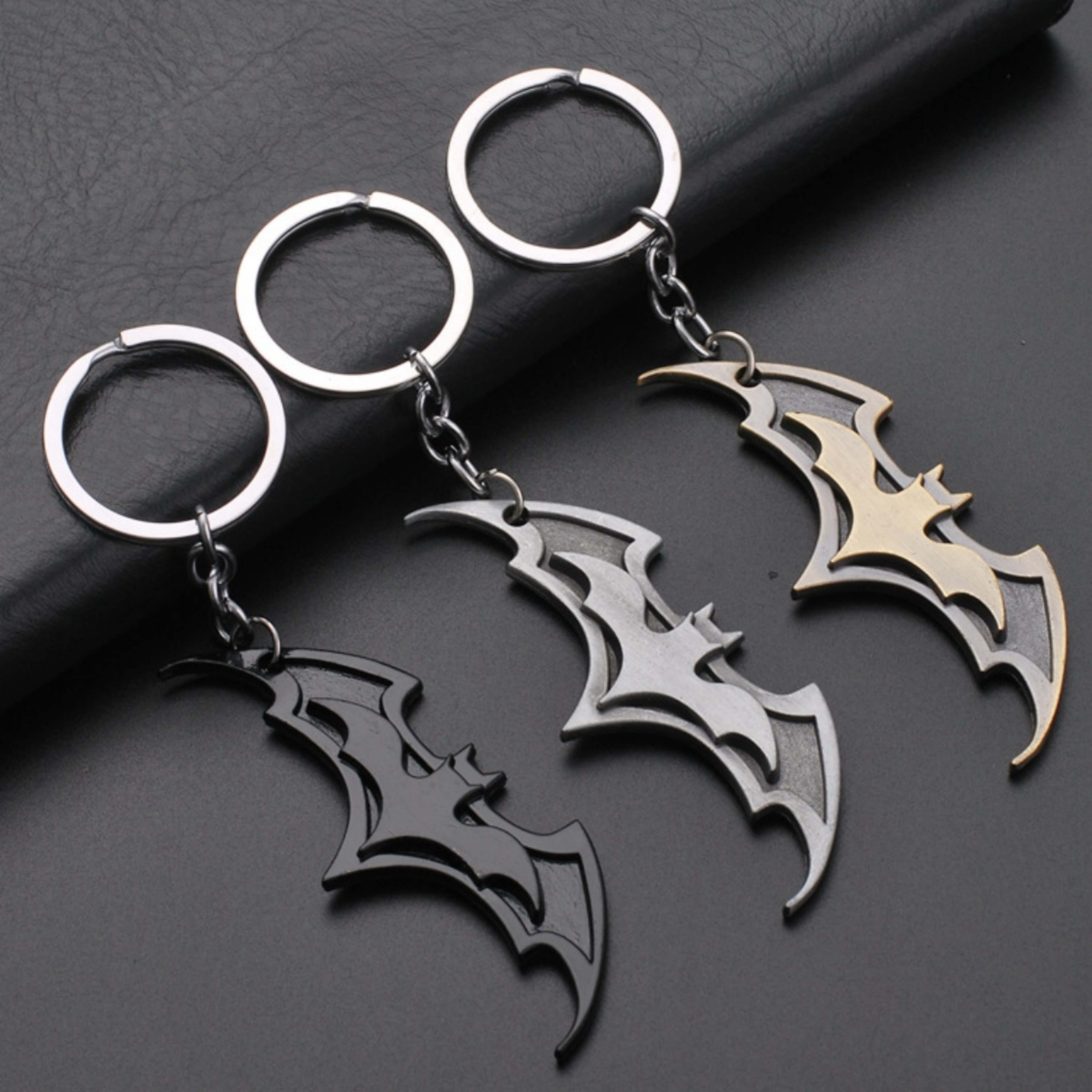 Anime Bat Keychain Metal Car Keyring for Couples and Gifts – view 1