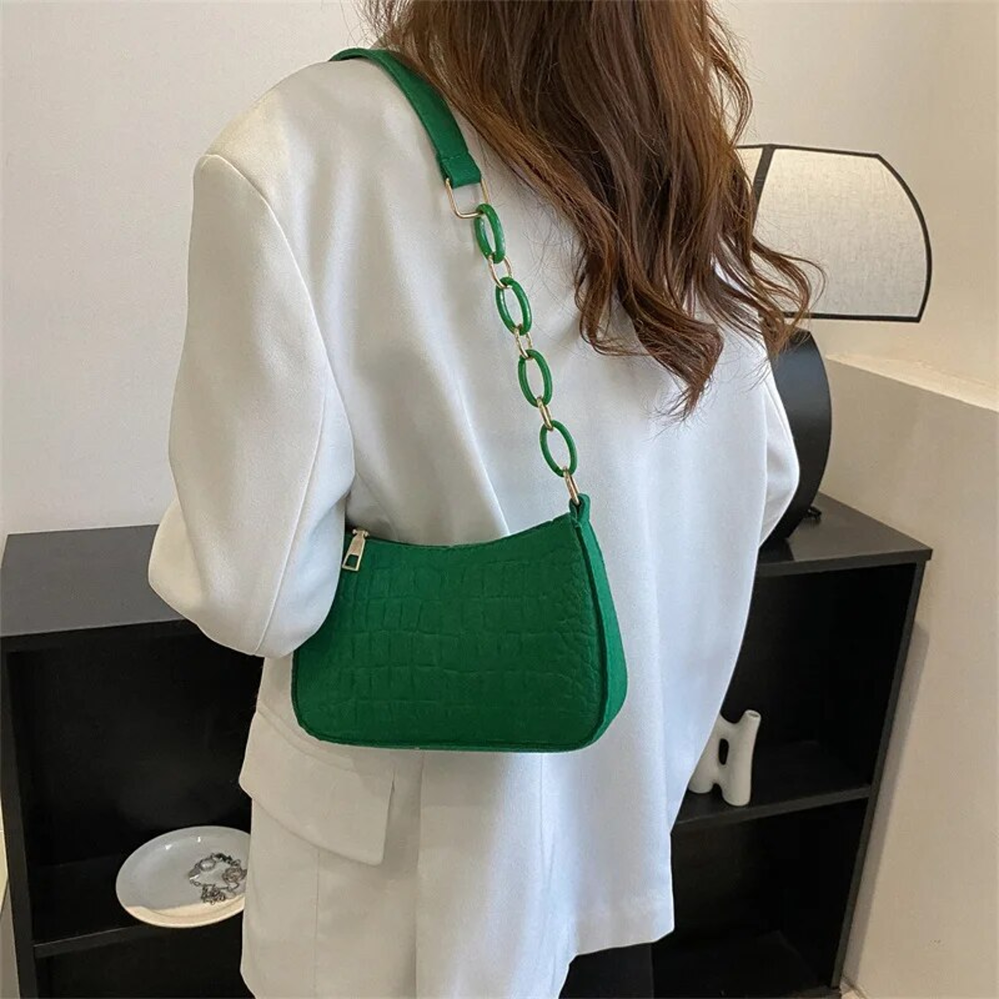 Vintage Chic Small Square Bag Retro Shoulder & Handheld Fashion Handbag for Women – view 2