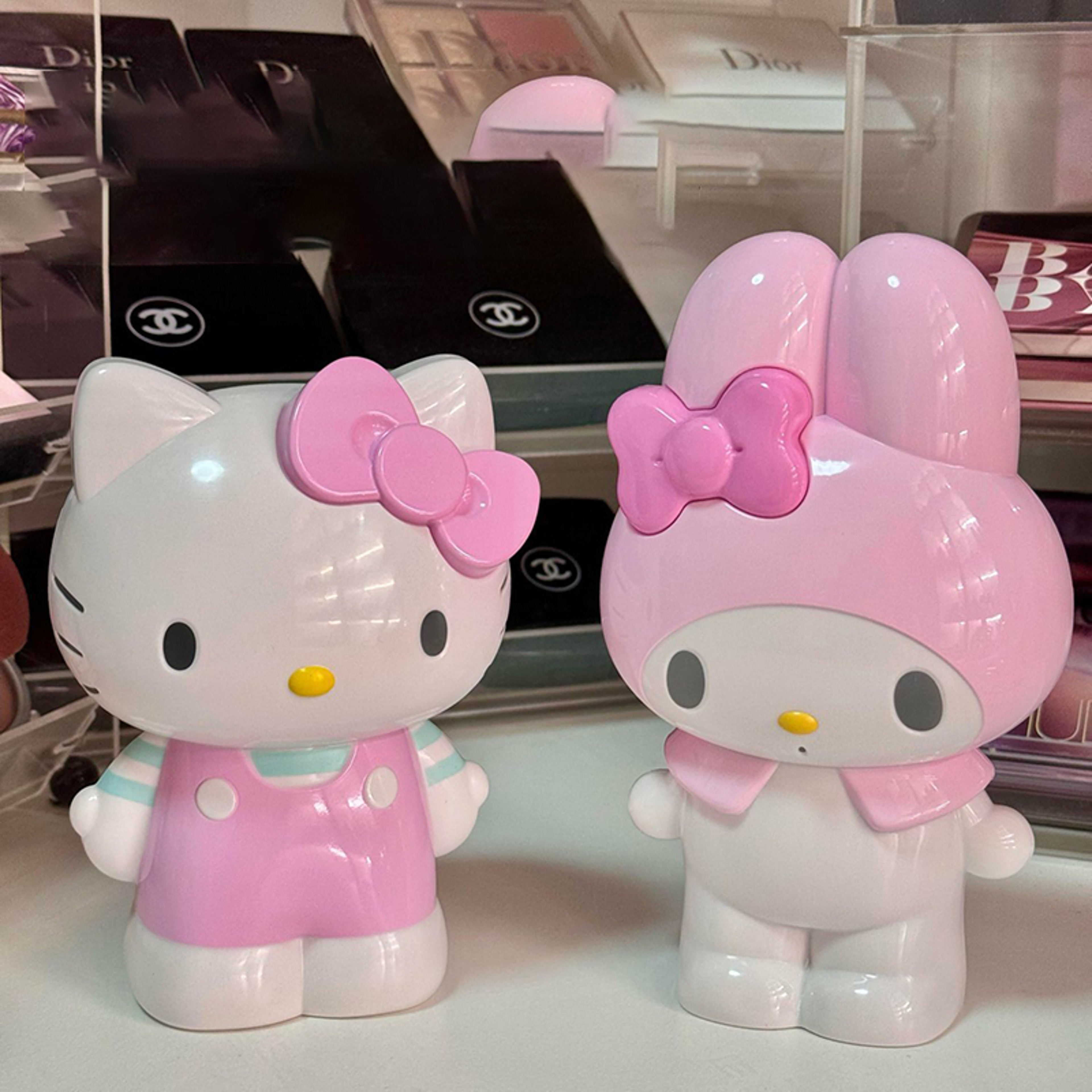 Hello Kitty & Melody Desktop Pen & Makeup Brush Holder Cute Storage Bucket for Girls – view 1