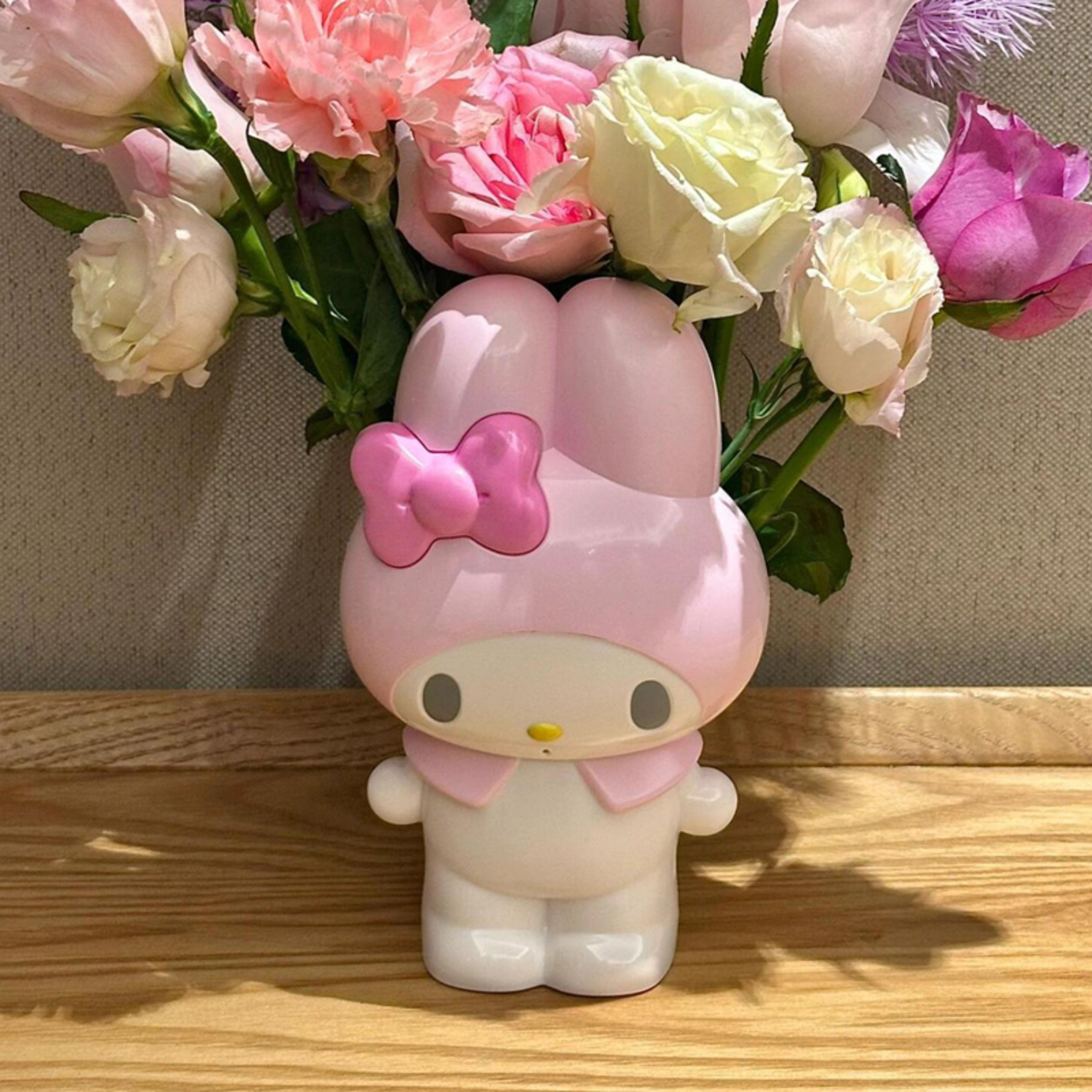 Hello Kitty & Melody Desktop Pen & Makeup Brush Holder Cute Storage Bucket for Girls – view 6