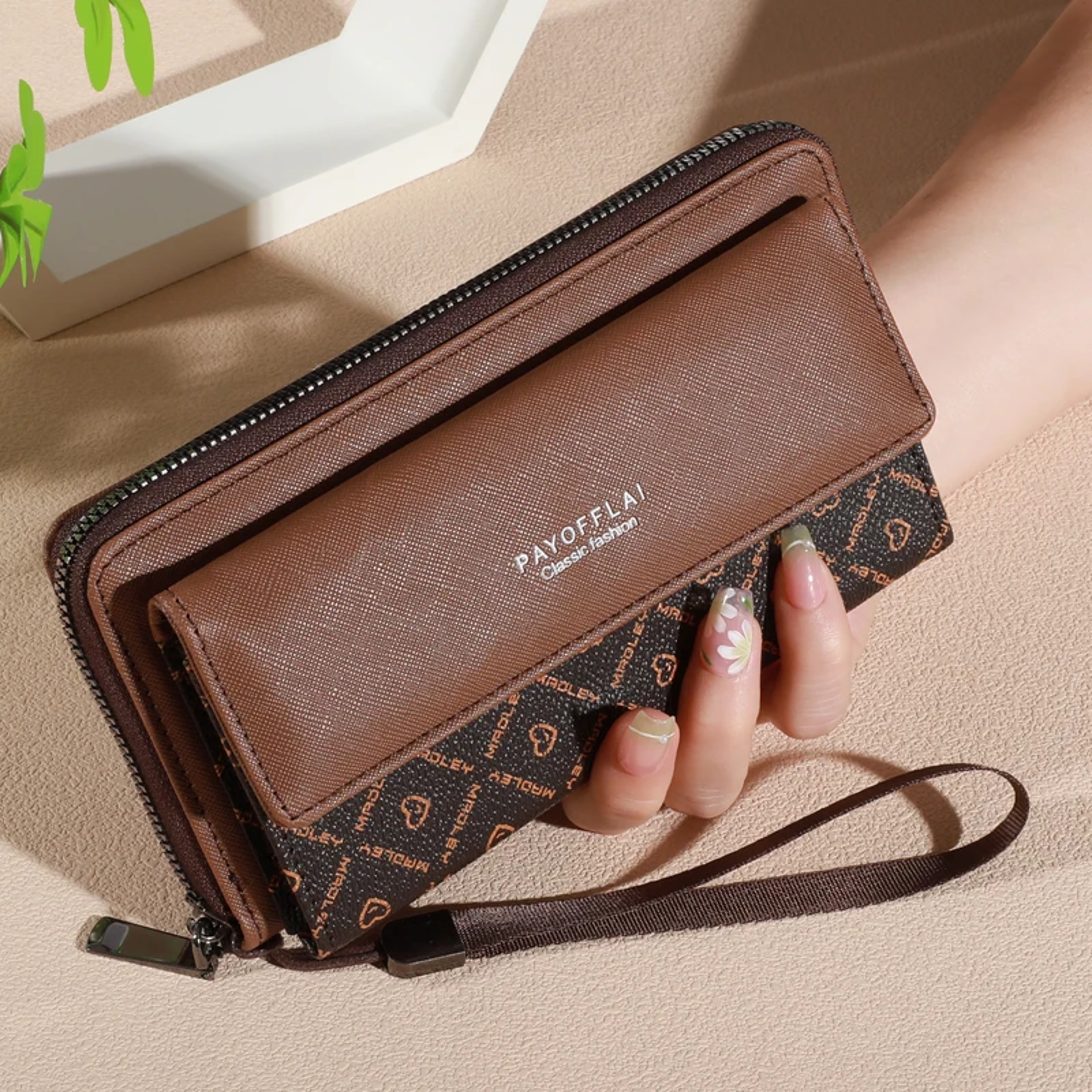 Classic Double Layer Mens Faux Leather Wallet with Zippered Card Wallet Design – view 11