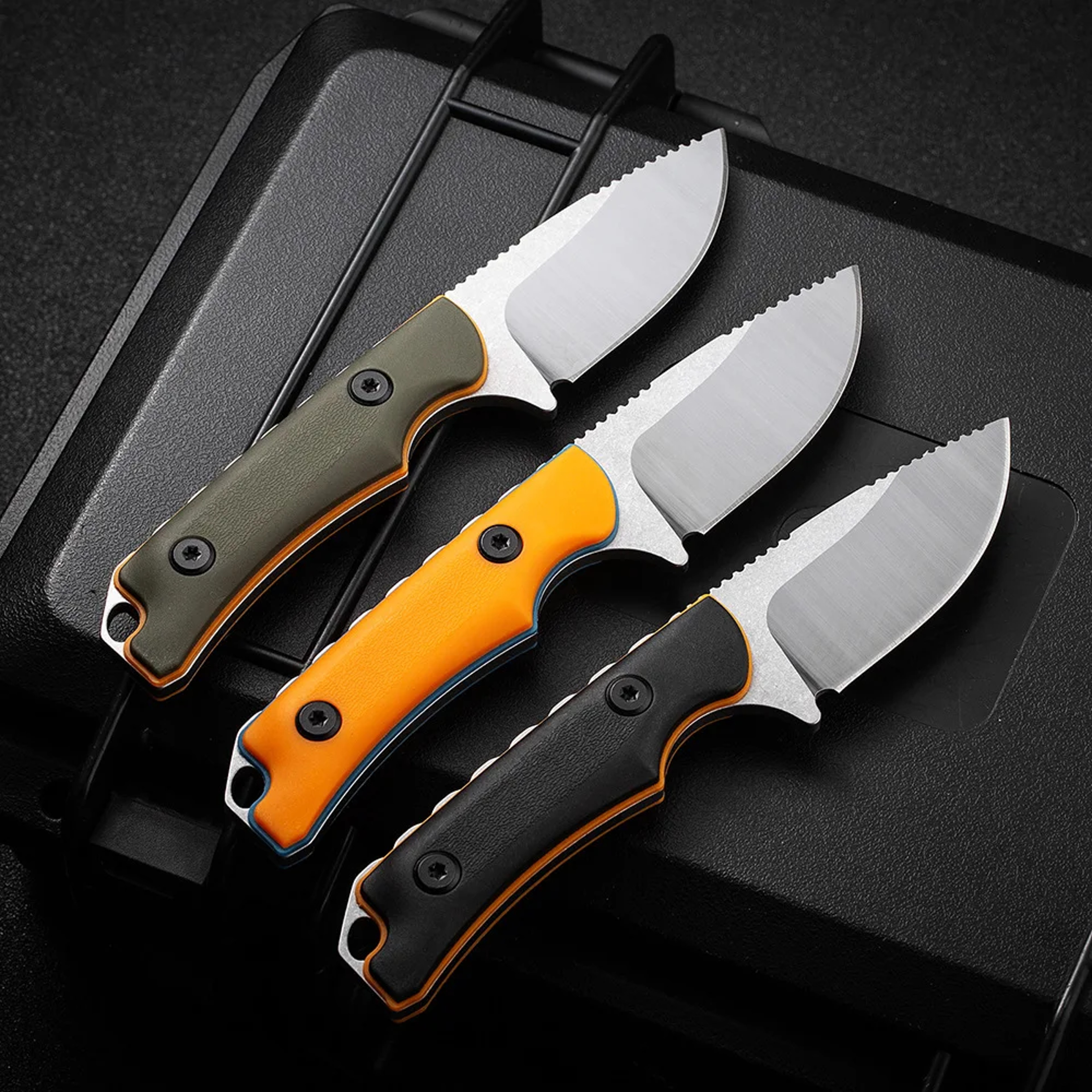 Tactical Outdoor Survival Knife High Hardness Wilderness Knife – view 1