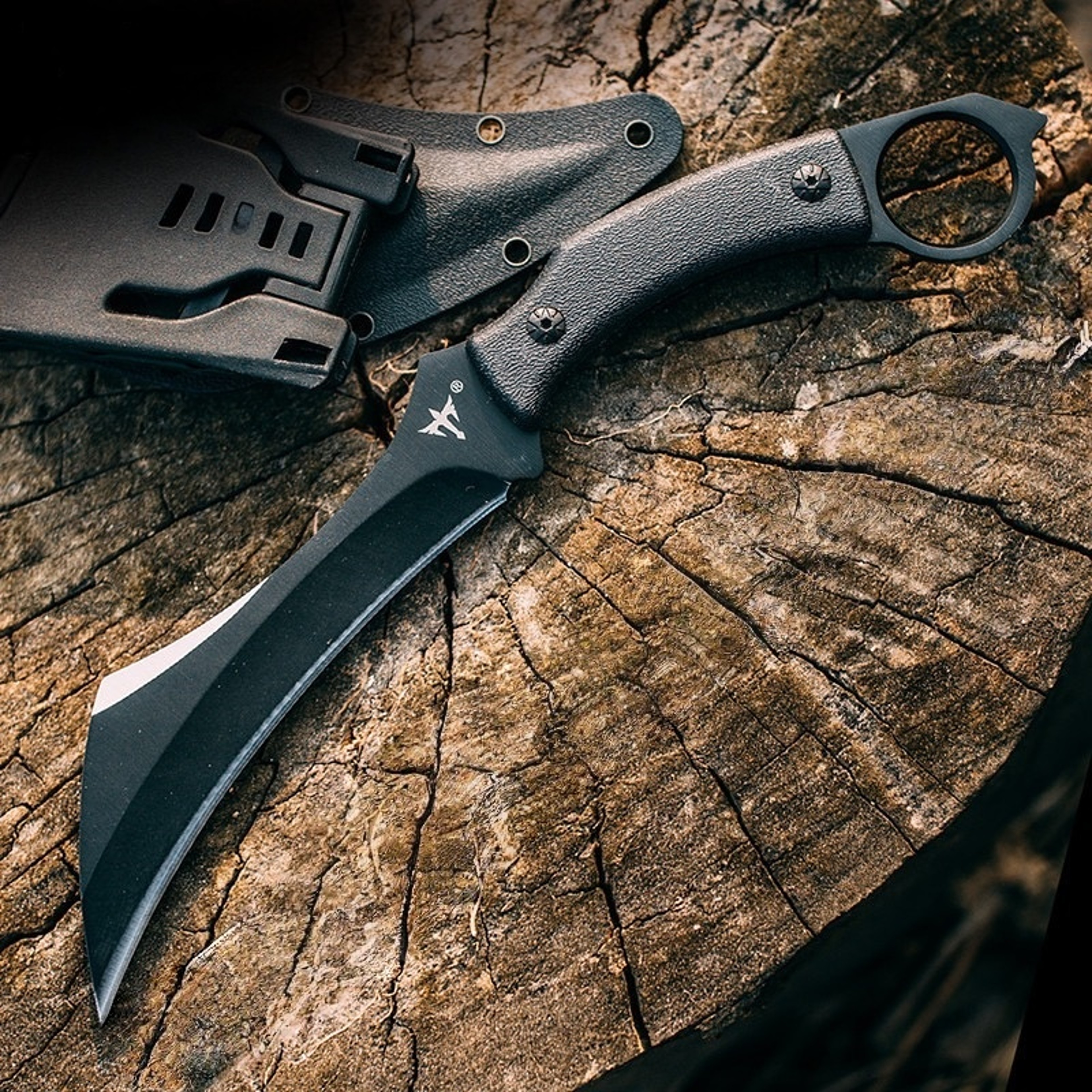 Ultimate Outdoor Camping Knife High Hardness Survival Blade – view 1