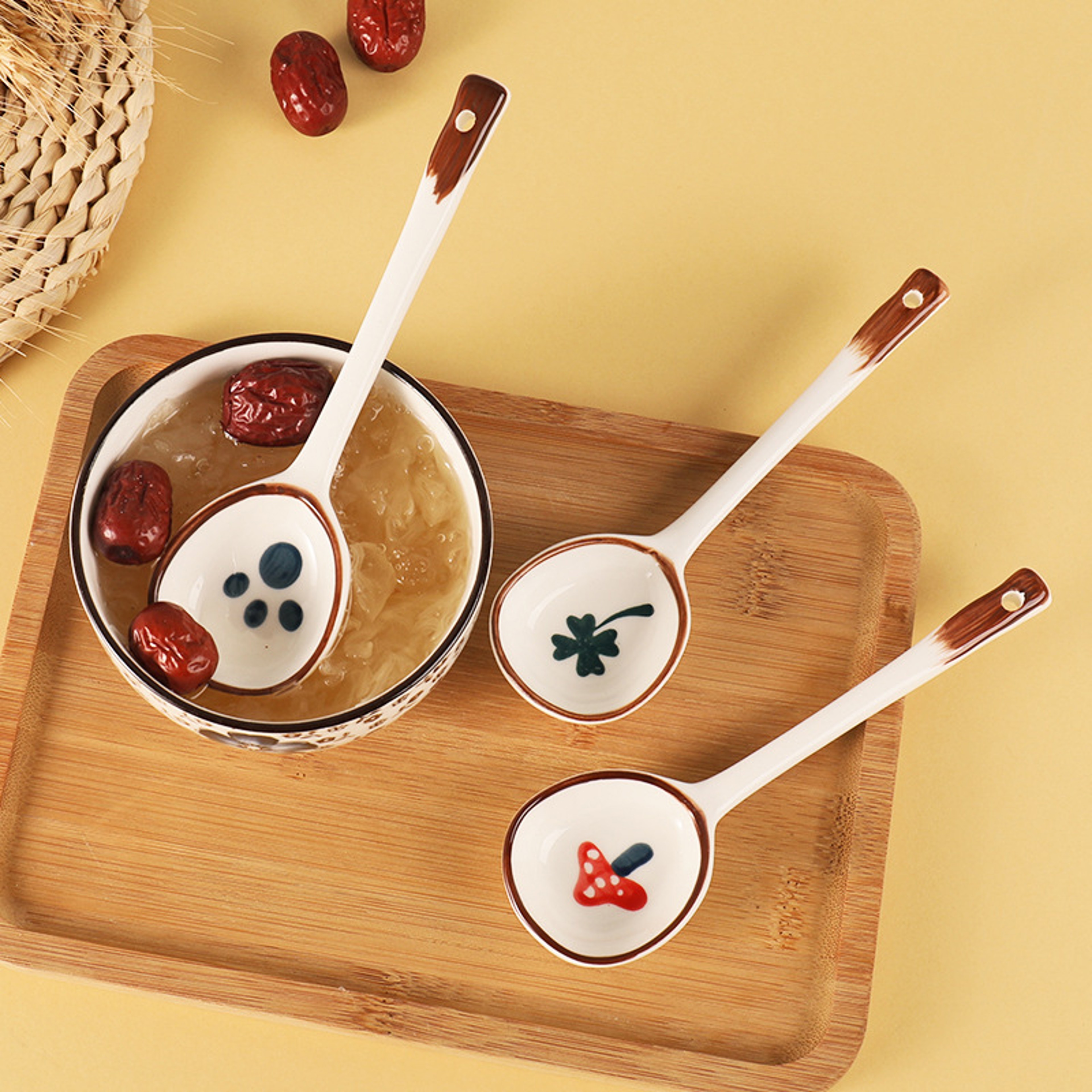 Kawaii Strawberry Ceramic Spoon Long Handle Dessert  Coffee Spoon 2