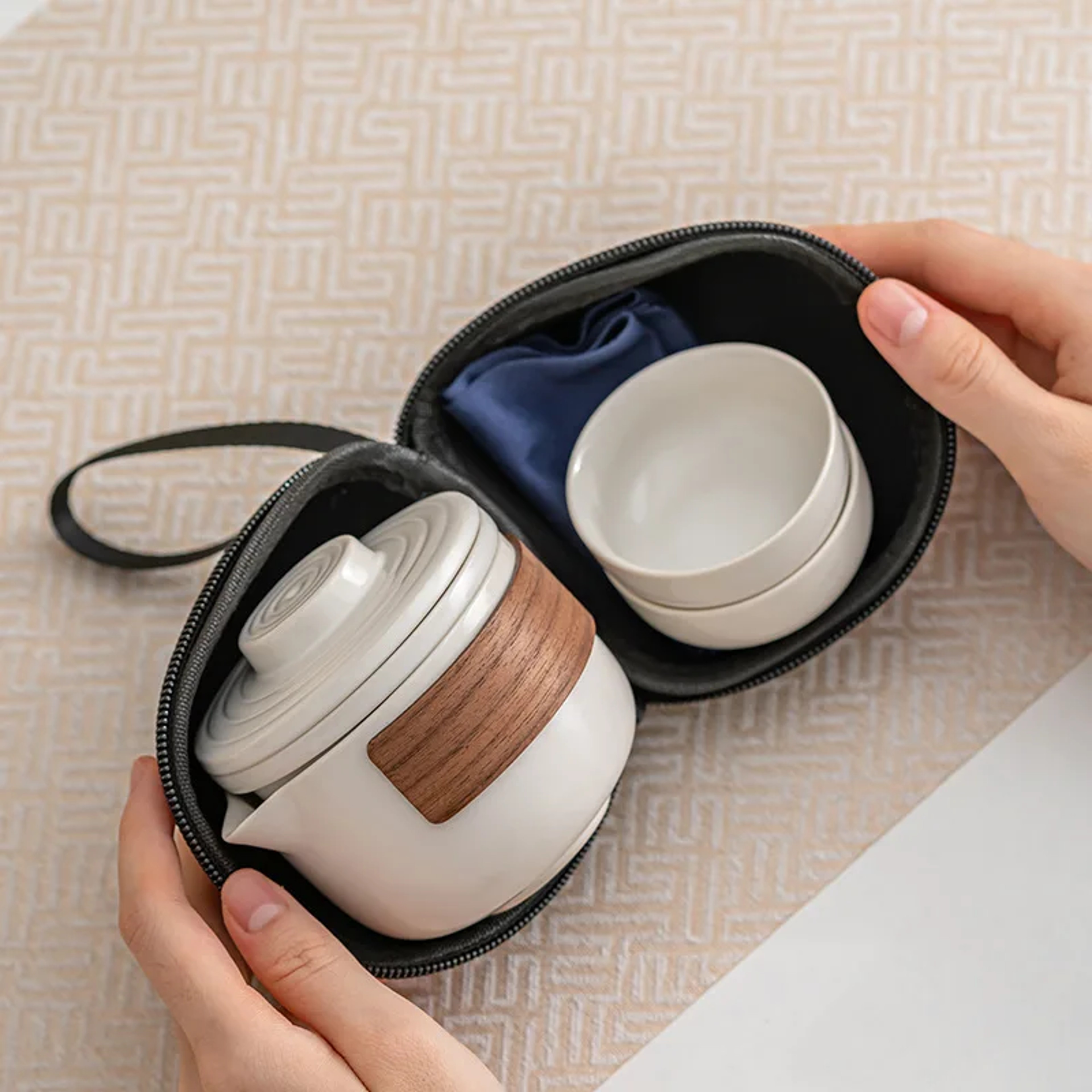 Portable Ceramic Travel Tea Set With One Pot And Two Cups 0