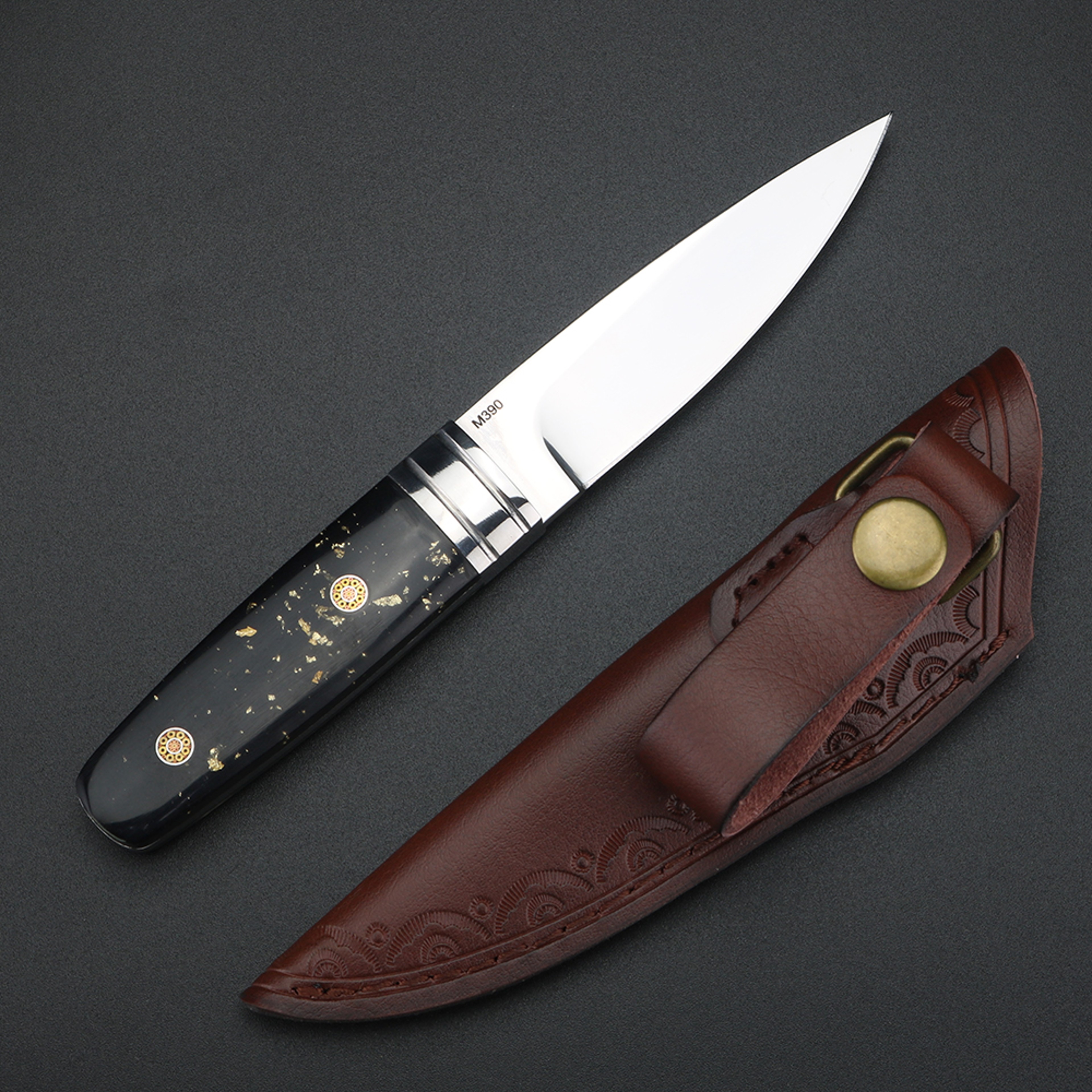 Fixed Blade Knife with Bull Bone Handle for Camping and Outdoor Use – view 4