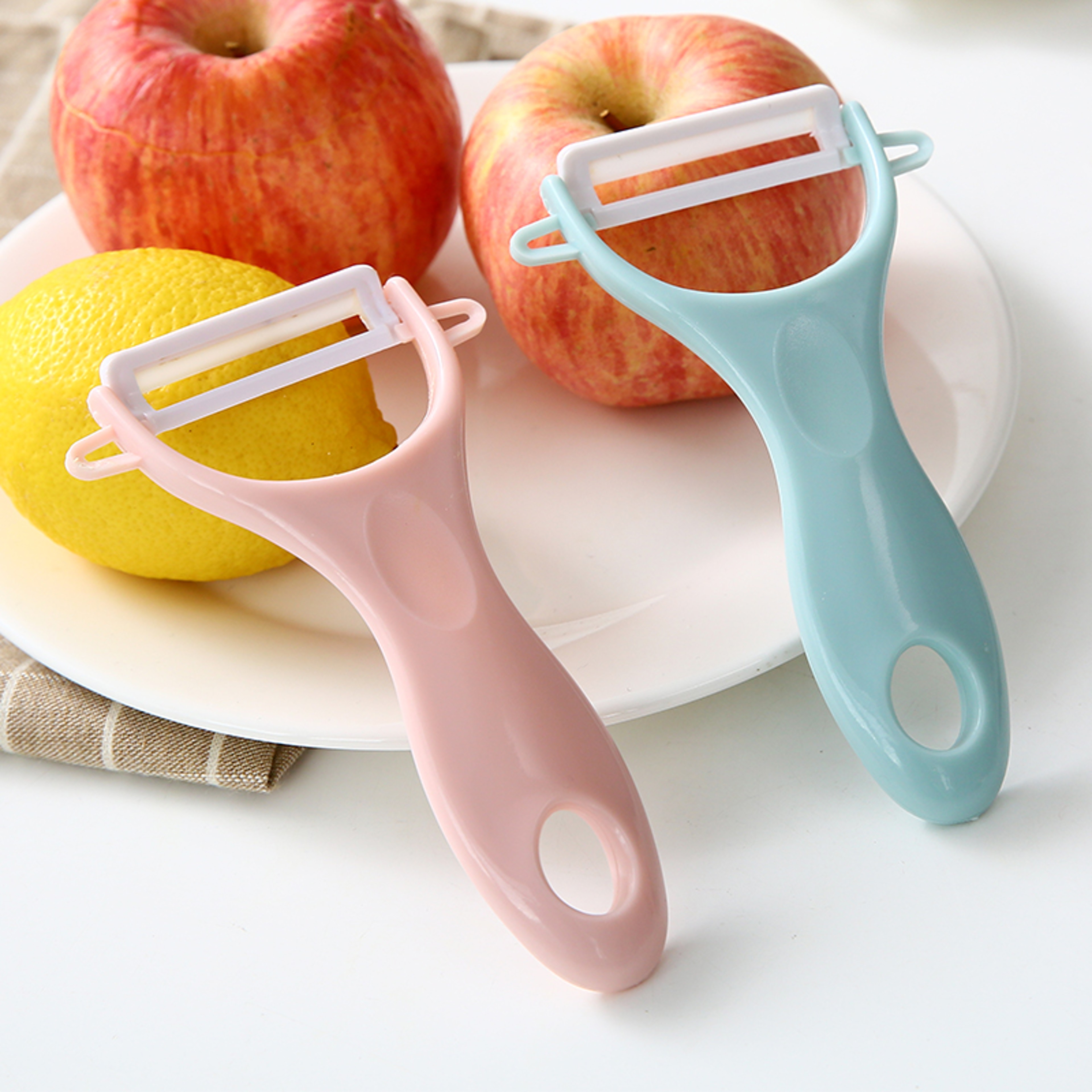 Ultimate Ceramic Kitchen Peeler  Fruit Cutter Ultra Sharp Vegetable Paring Knife 2