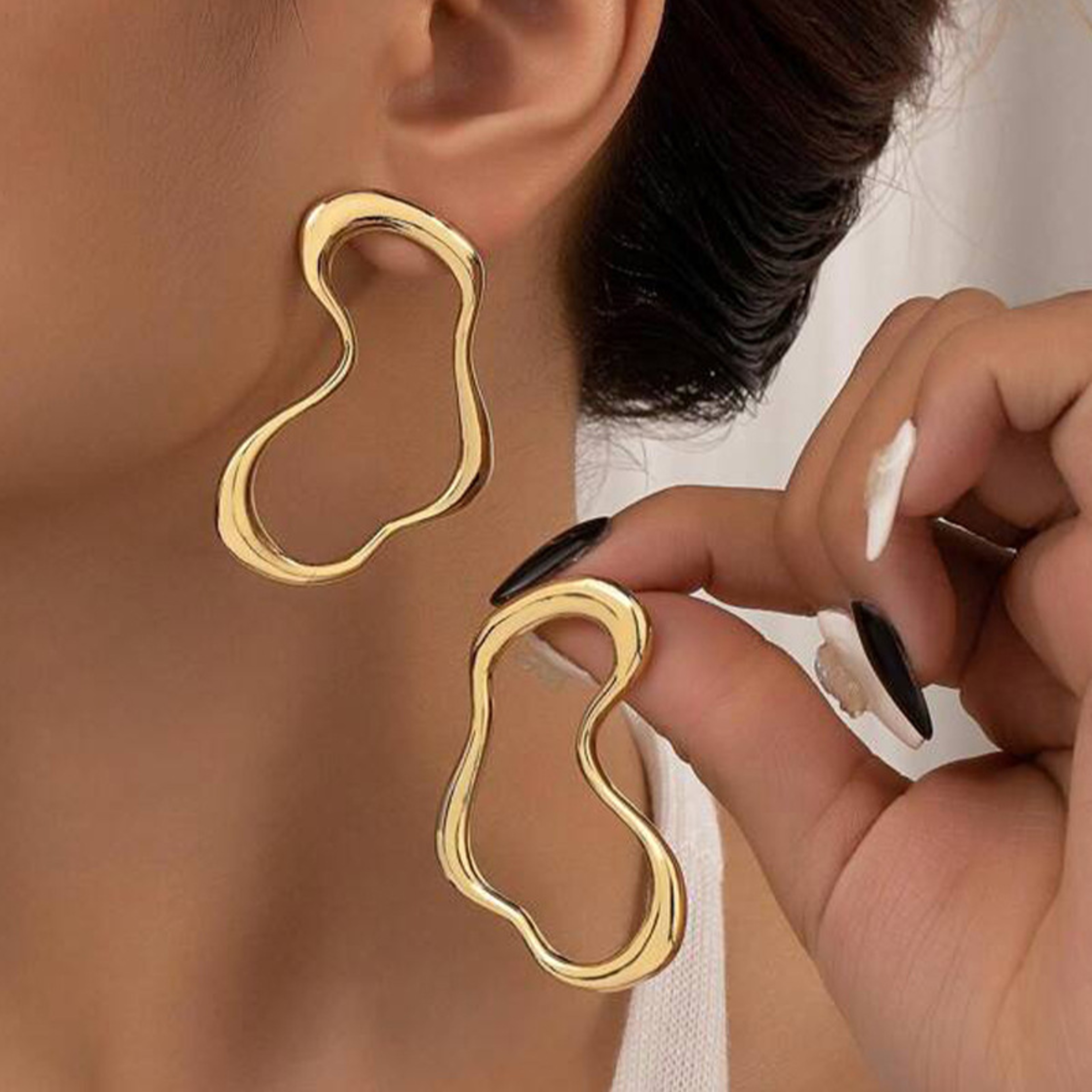 Minimalist Irregular Heart Gold Statement Stud Earrings For Women Geometric Punk Charm Jewelry 0
