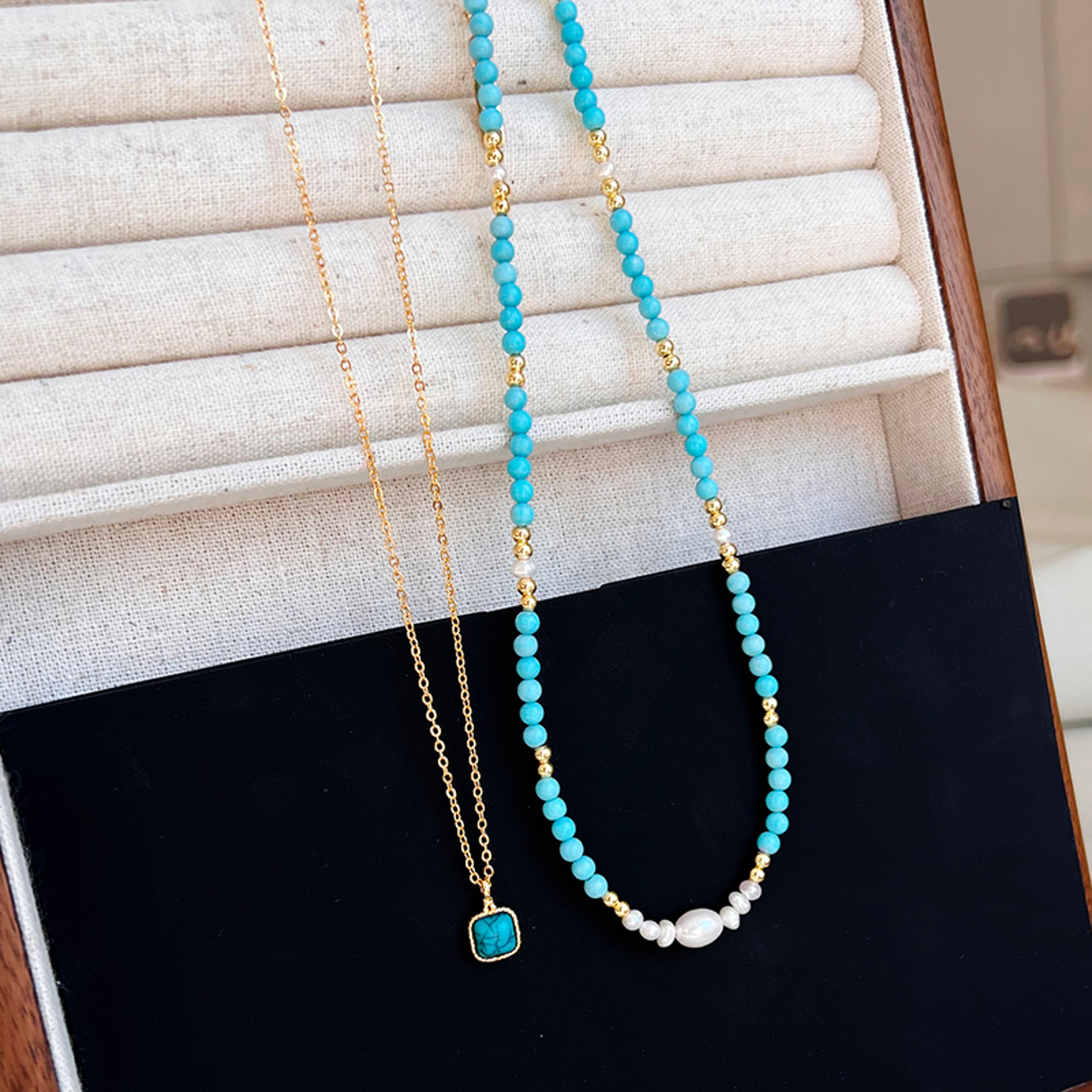 Elegant Double Layer Turquoise Pearl Layered Necklace Collarbone Chain Trendy Womens Jewelry 3