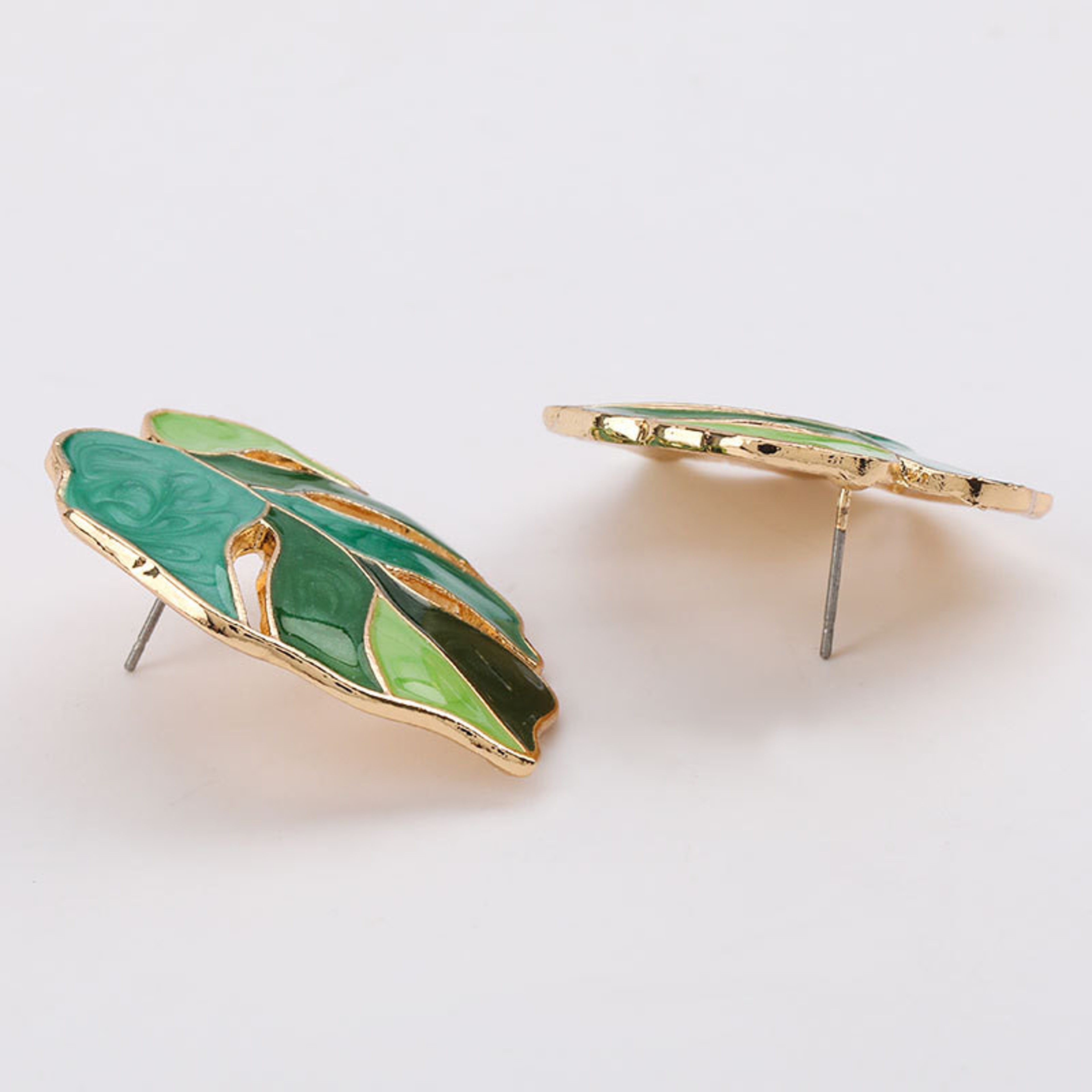 Elegant Hollow Leaf Stud Earrings For Women Minimalist Statement Fashion Jewelry Gift 3